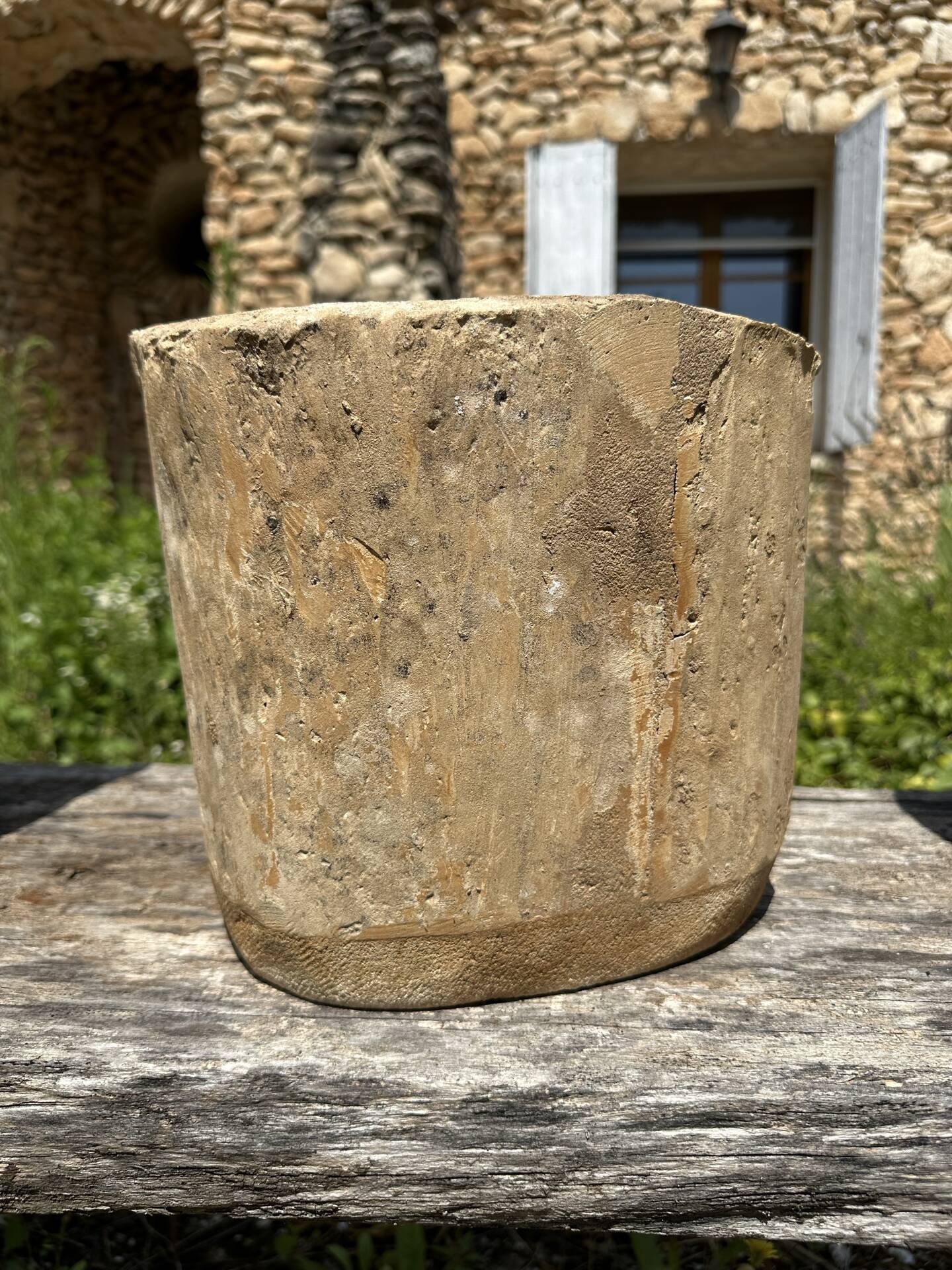 Pot in Provençal tiles