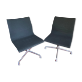 pair of Charles & Ray Eames chairs for Herman Miller model EA 106