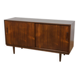 Petit buffet en teck de P. Hundevad pour Hundevad & Co., Danemark, années 1960