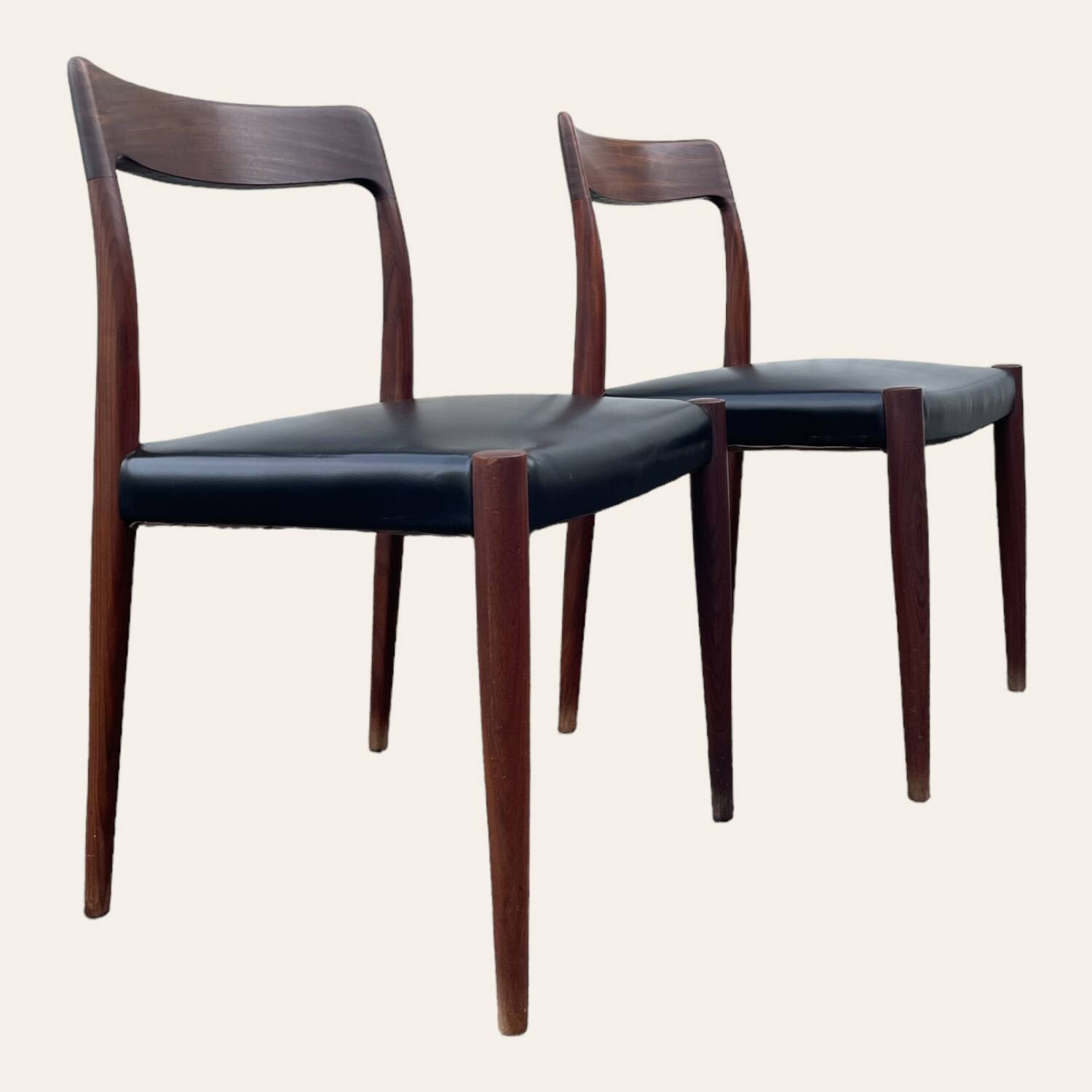 Pair of Rio rosewood chairs, Niels O. Moller