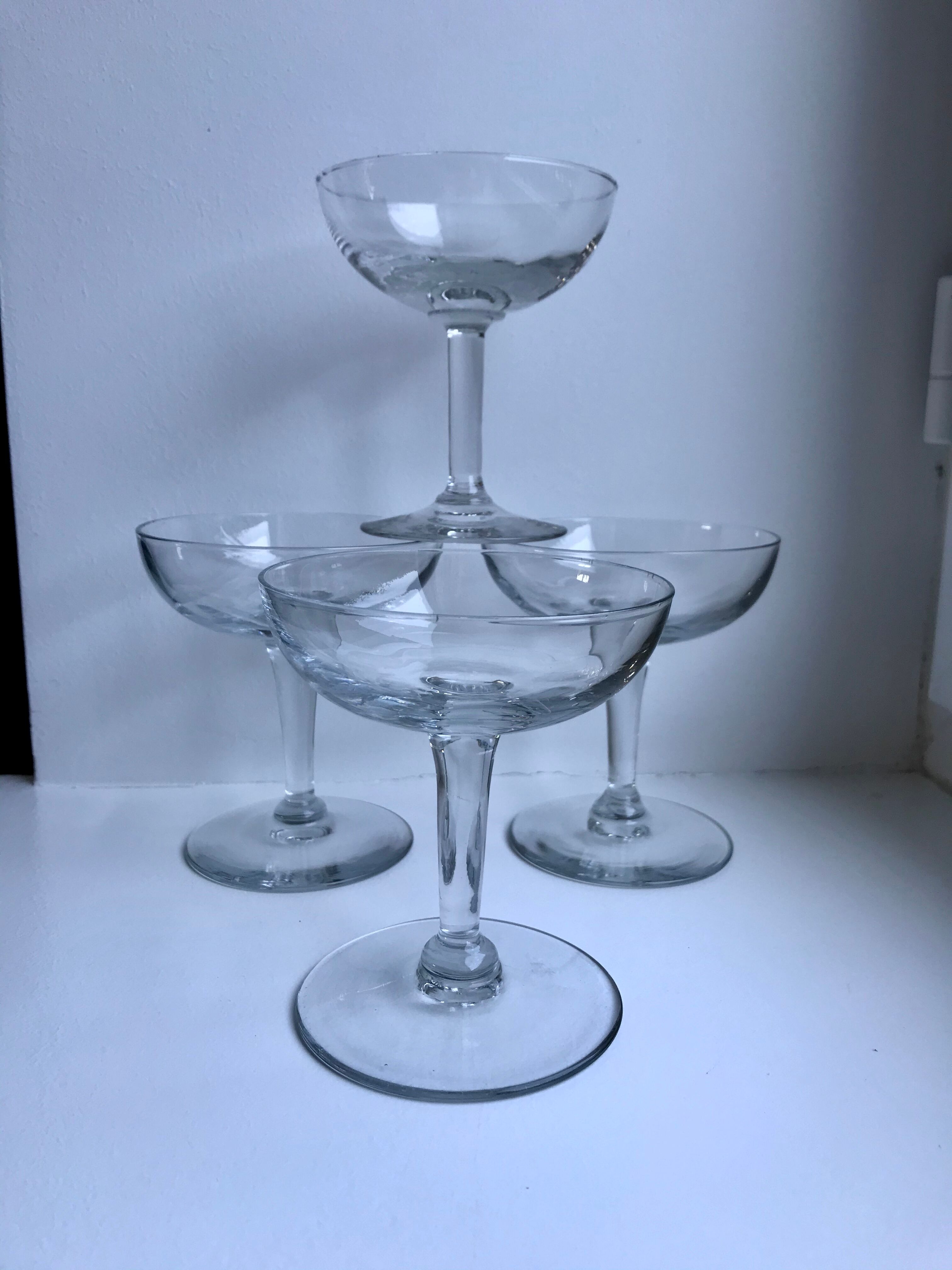 Set of 4 crystal champagne glasses 30s
