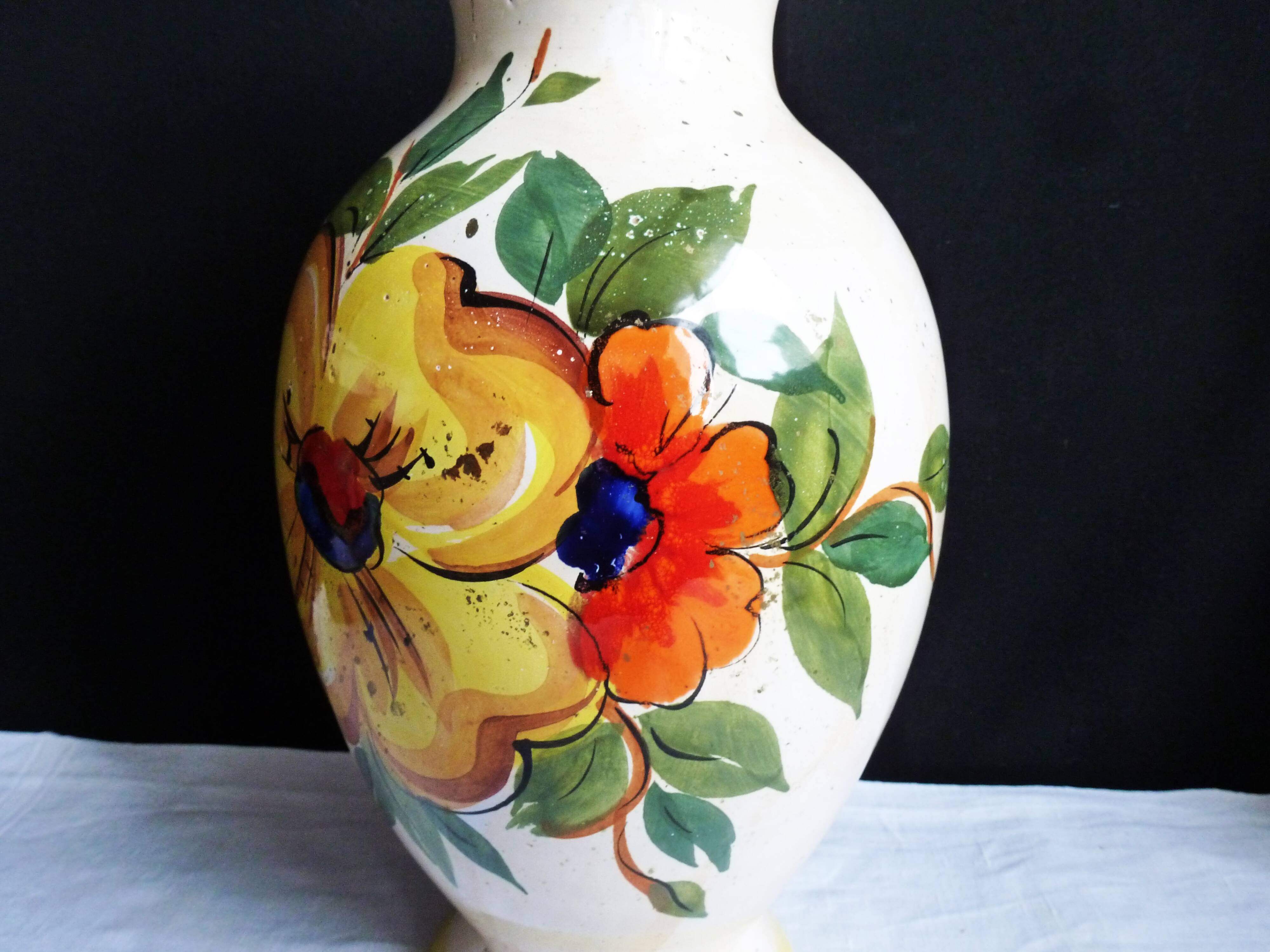 Flower vase, French vase in hand-painted earthenware, vase with floral decoration.