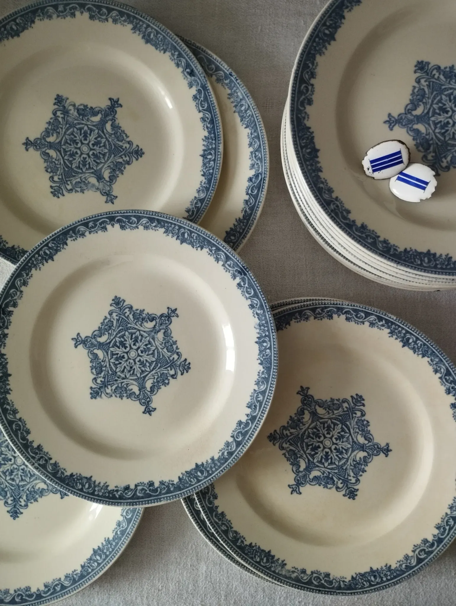 6 dessert plates ironstone J. Vieillard Bordeaux "Garland"