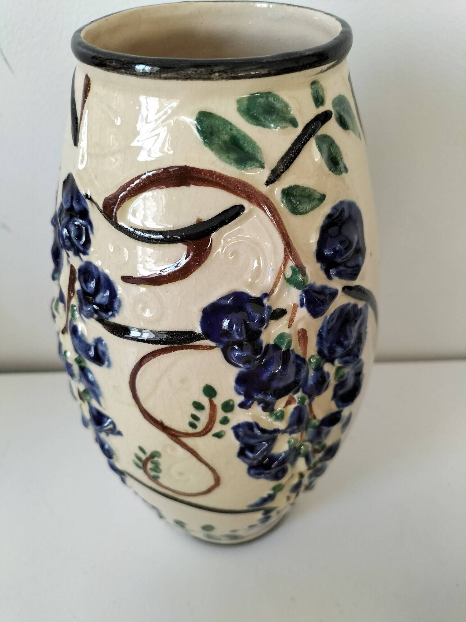 Poët-Laval Trio “Wisteria” – 2 vases no. 721 & boat planter no. 729