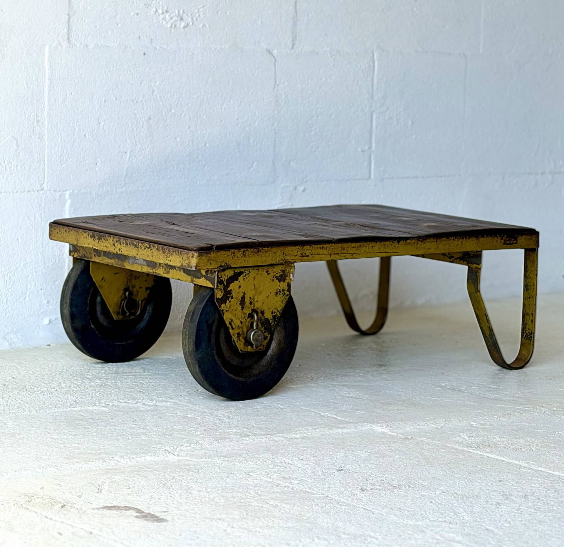 Table basse en chariot d'usine industriel vintage, 1970