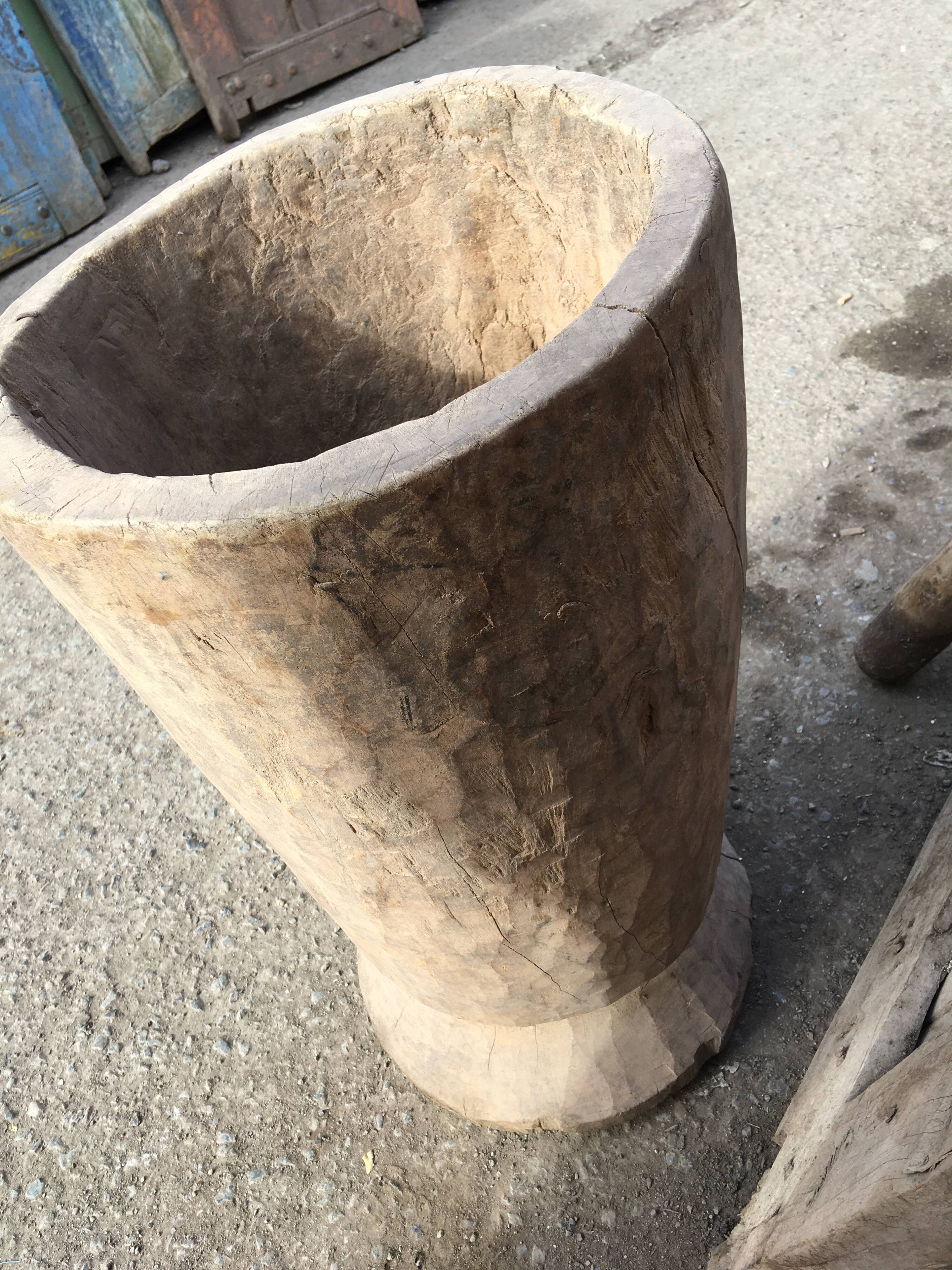 ANCIENT AFRICAN WOODEN MORTAR AND PESTLE 2