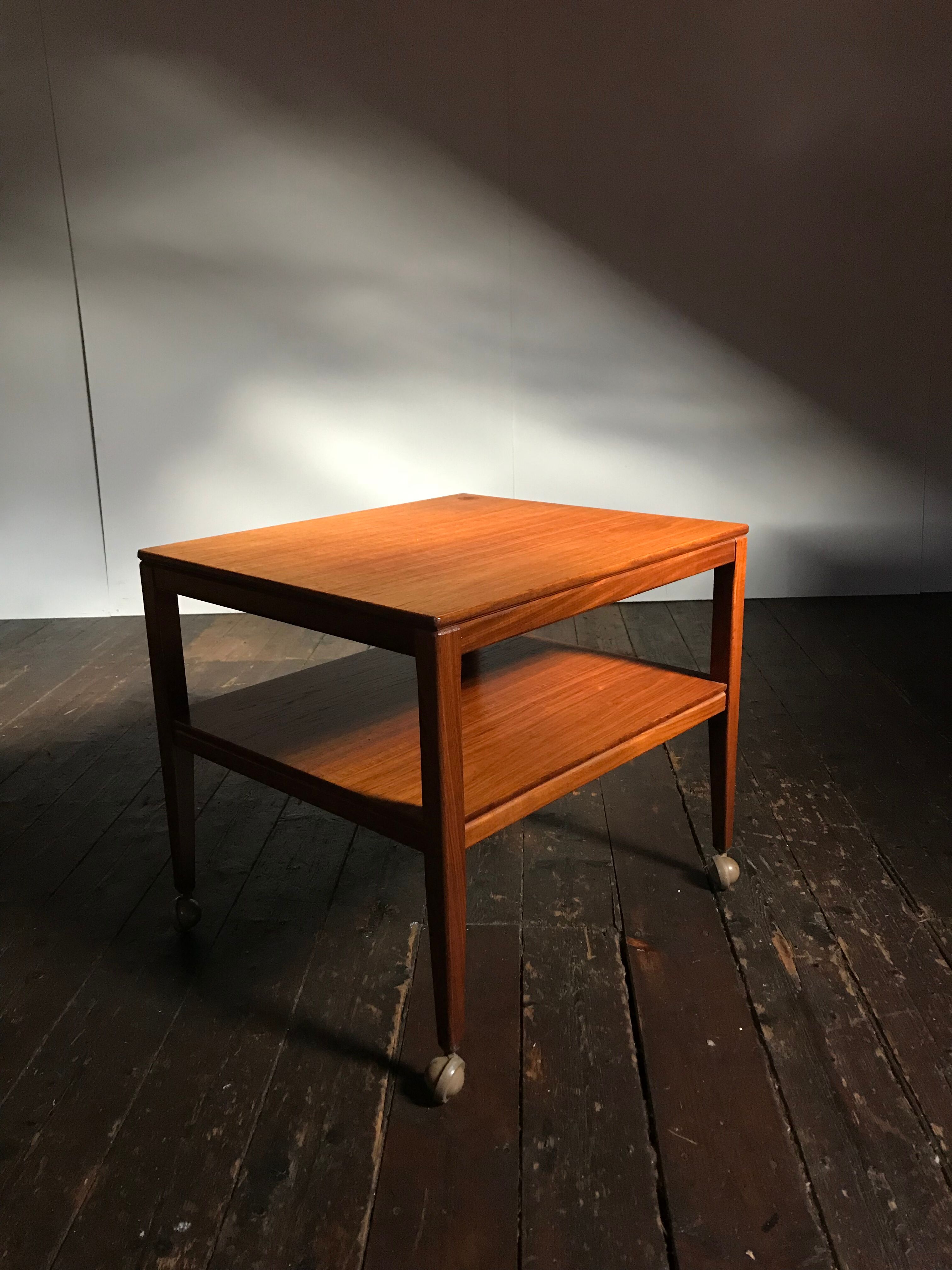 Scandinavian teak coffee 60