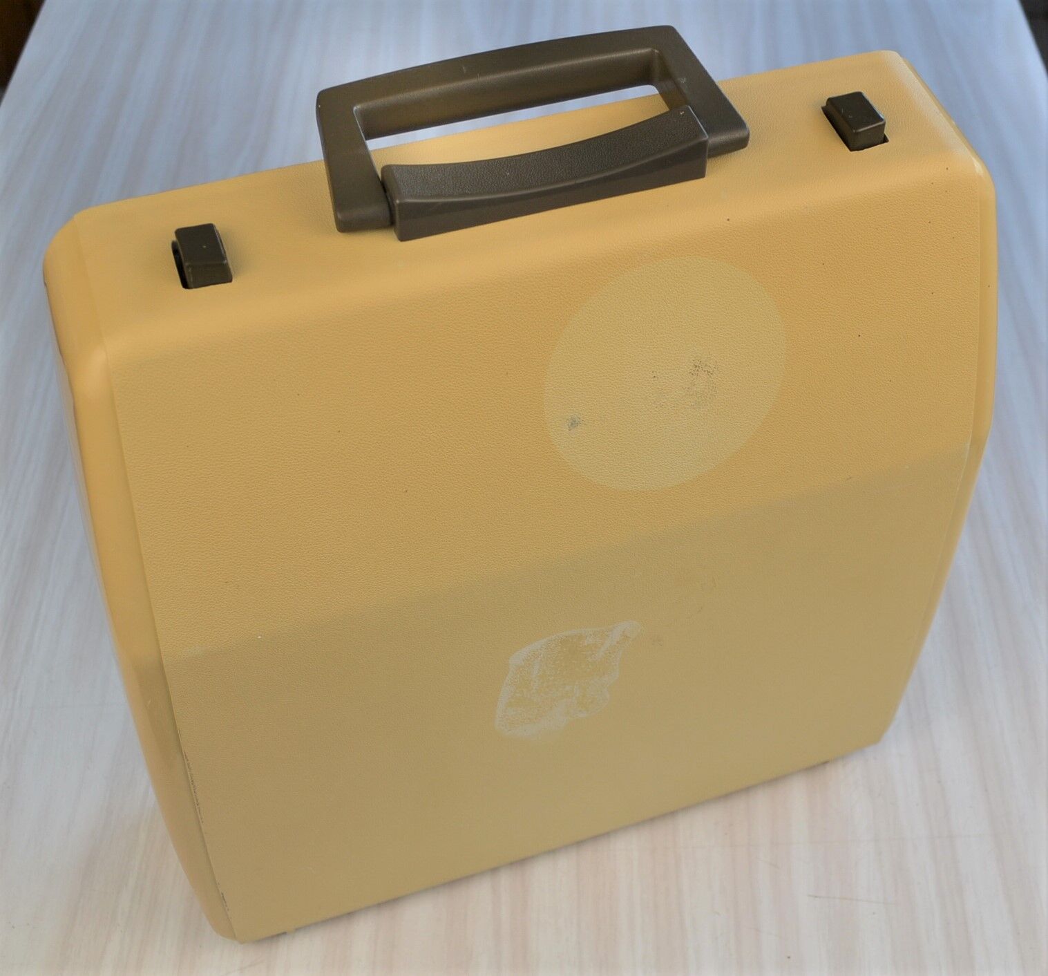 Brother Deluxe 900 typewriter - vintage 60 (new ribbon)