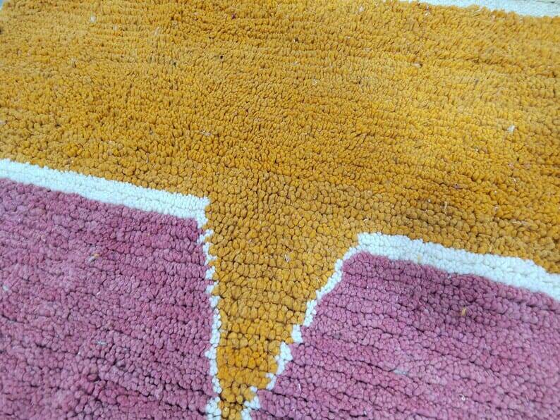 Pure natural wool rug, size 160 x 240 cm