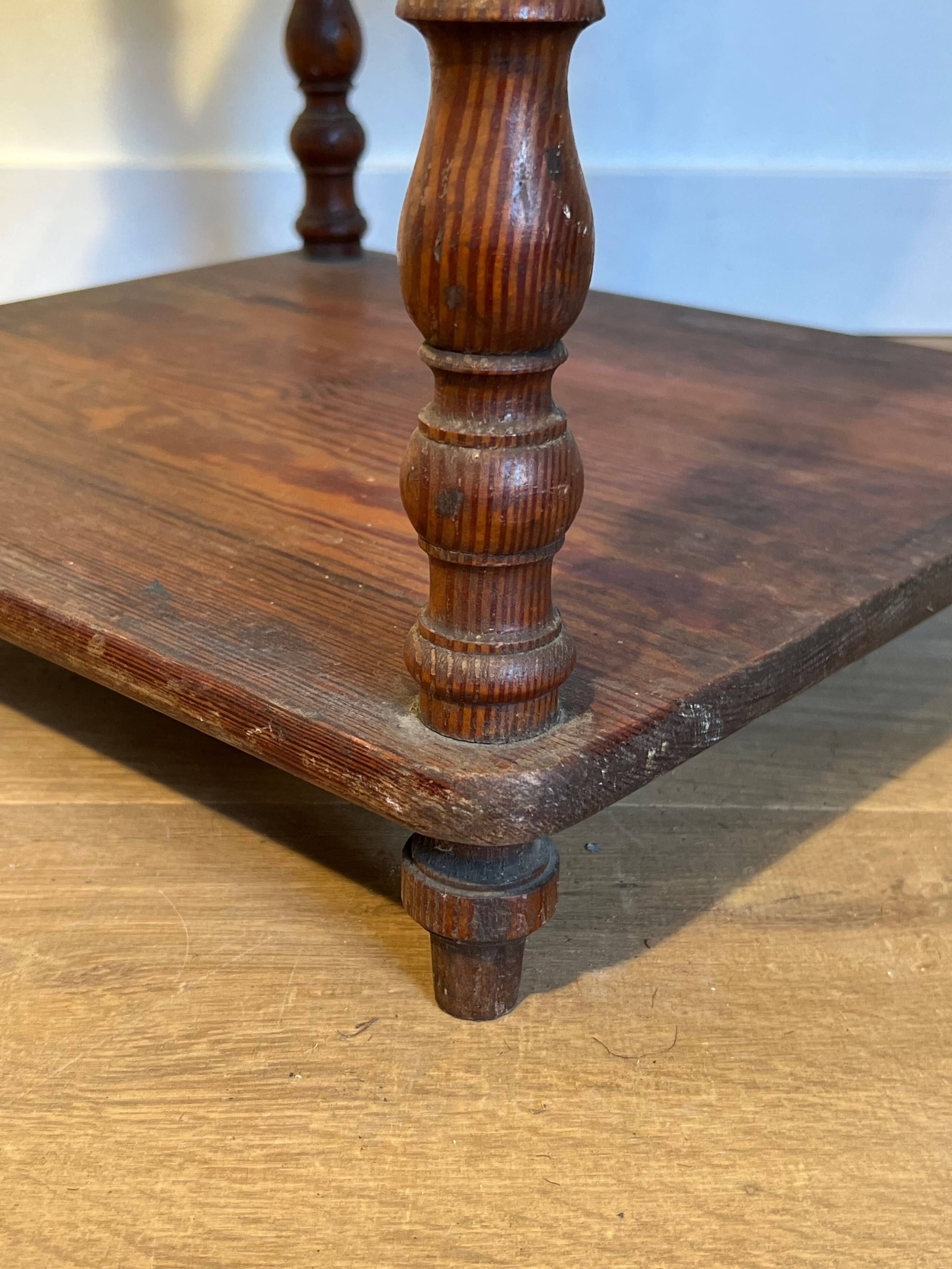Three-Tier Shelf in Pitch Pine with Turned Columns and Spindles. Work