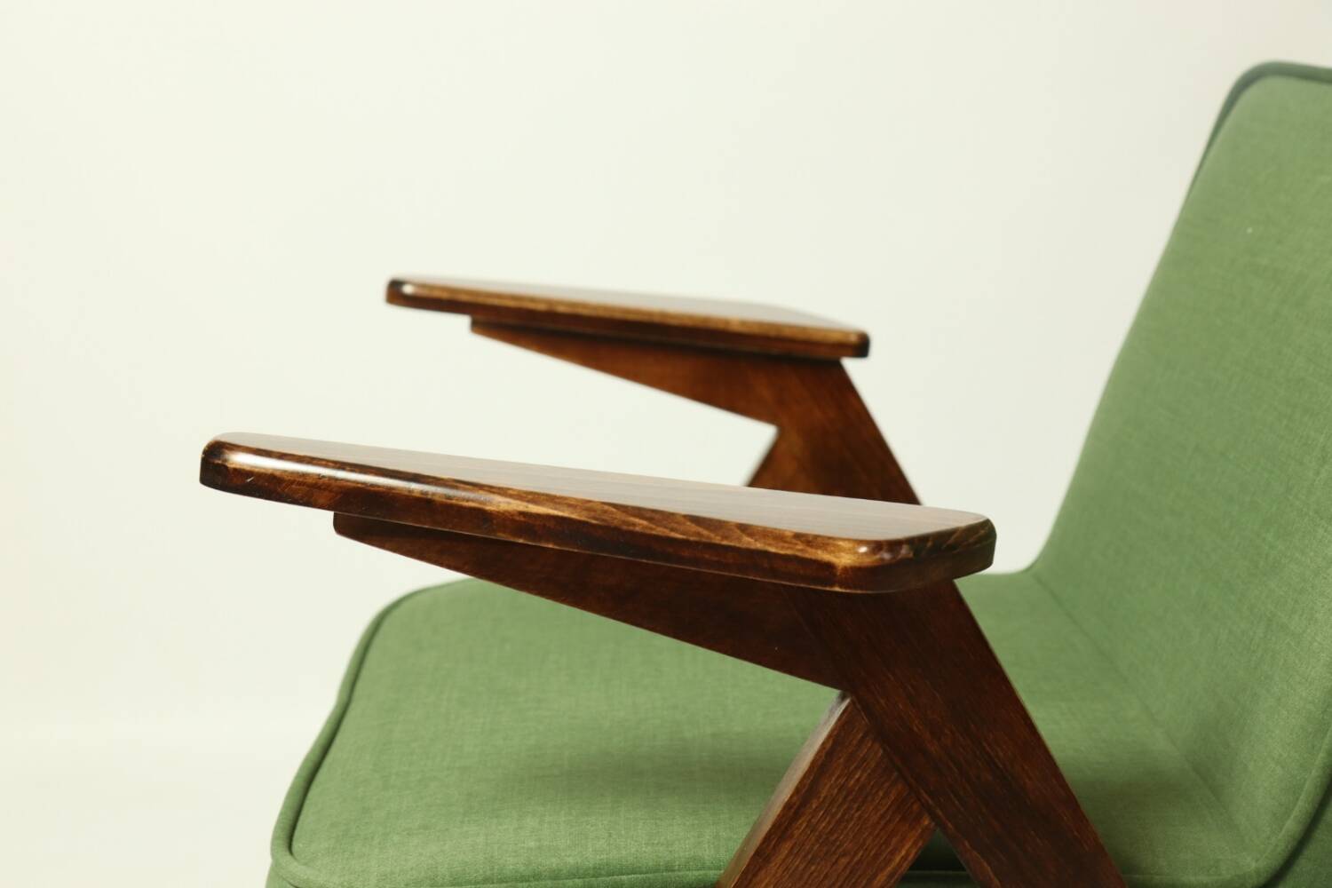 Pair of vintage royal green armchairs by Chierowski