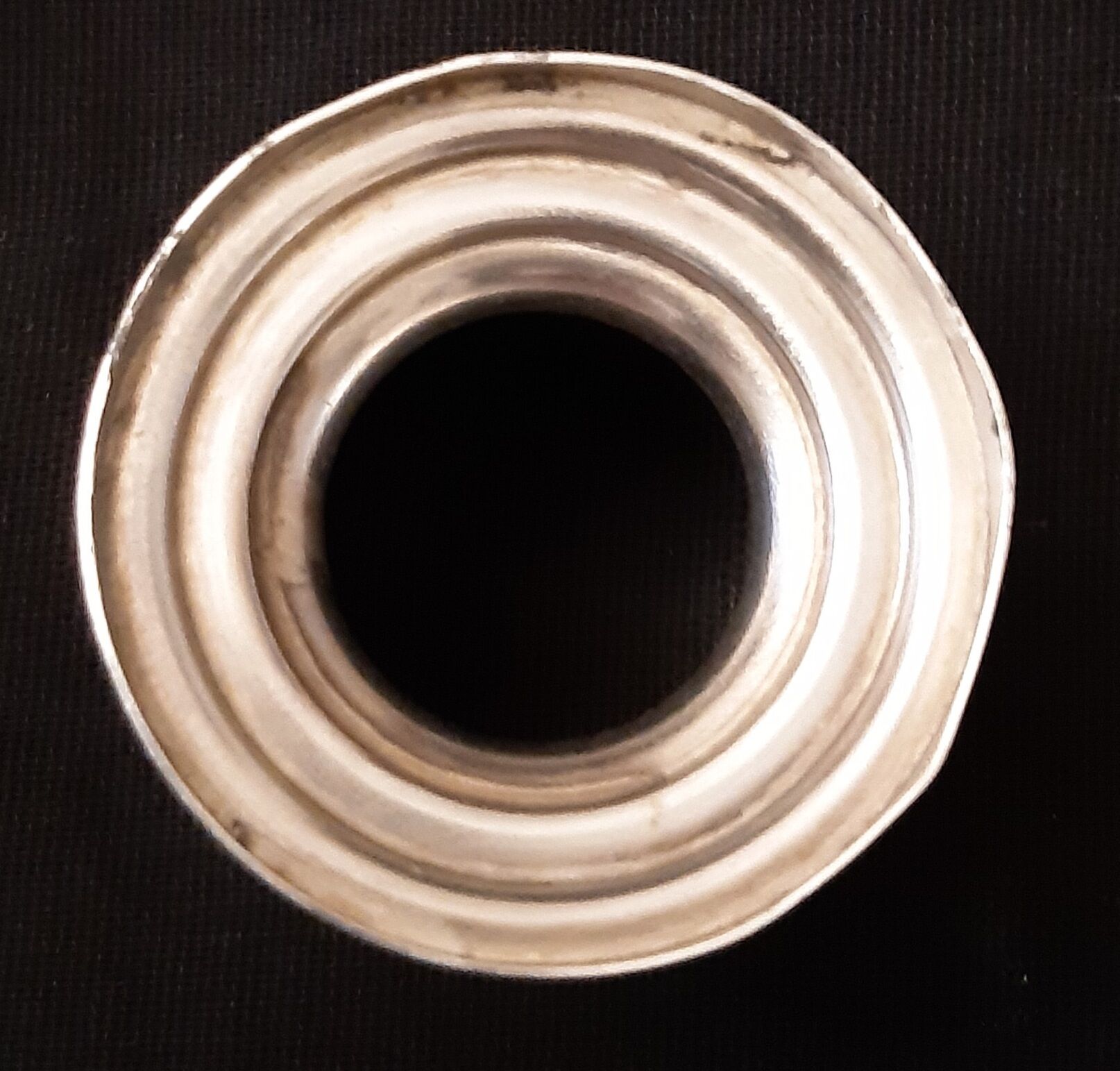 Silver metal shell