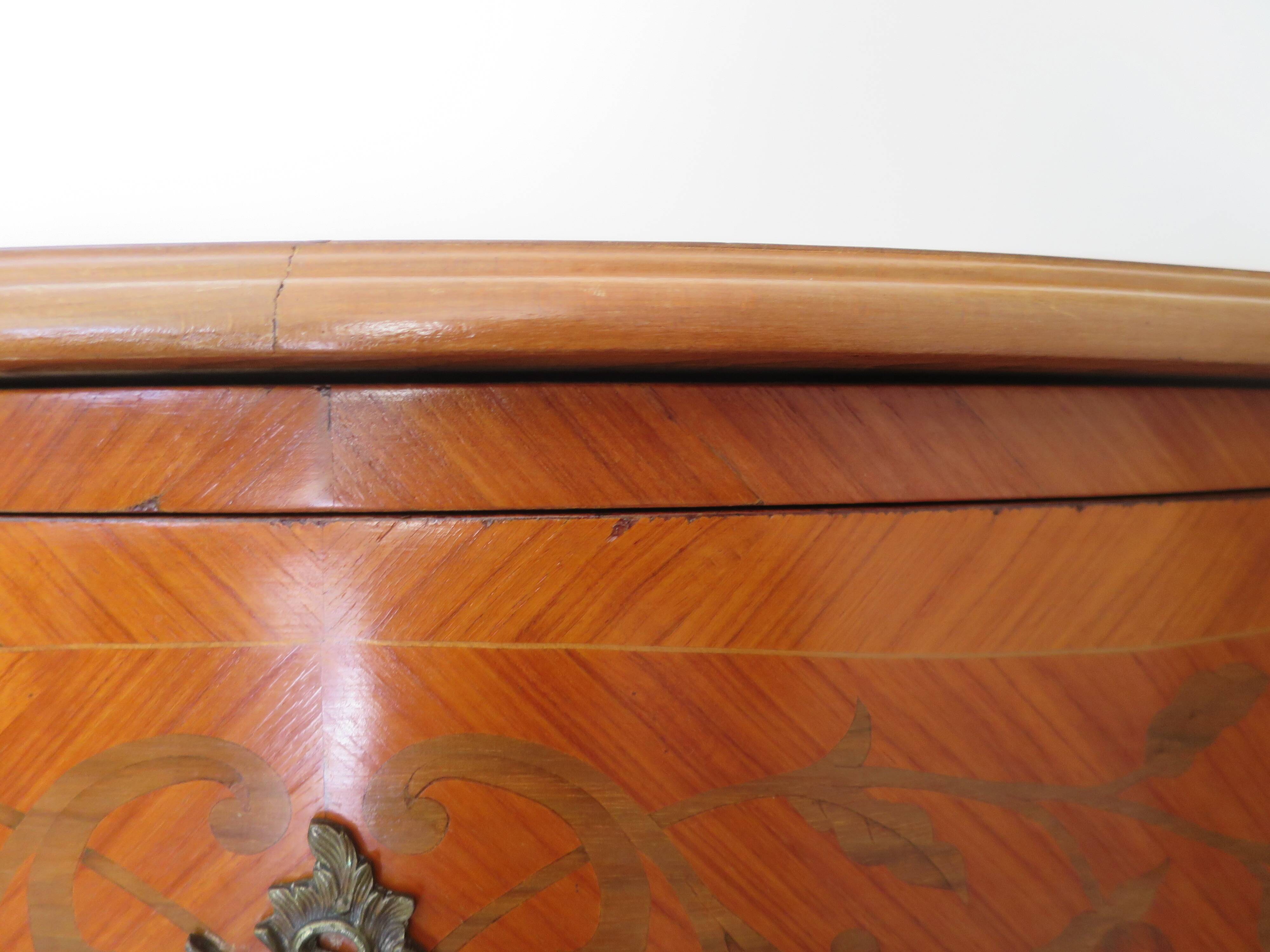Louis XV commode - 2 drawers - floral marquetry - bronze ornament - 1950