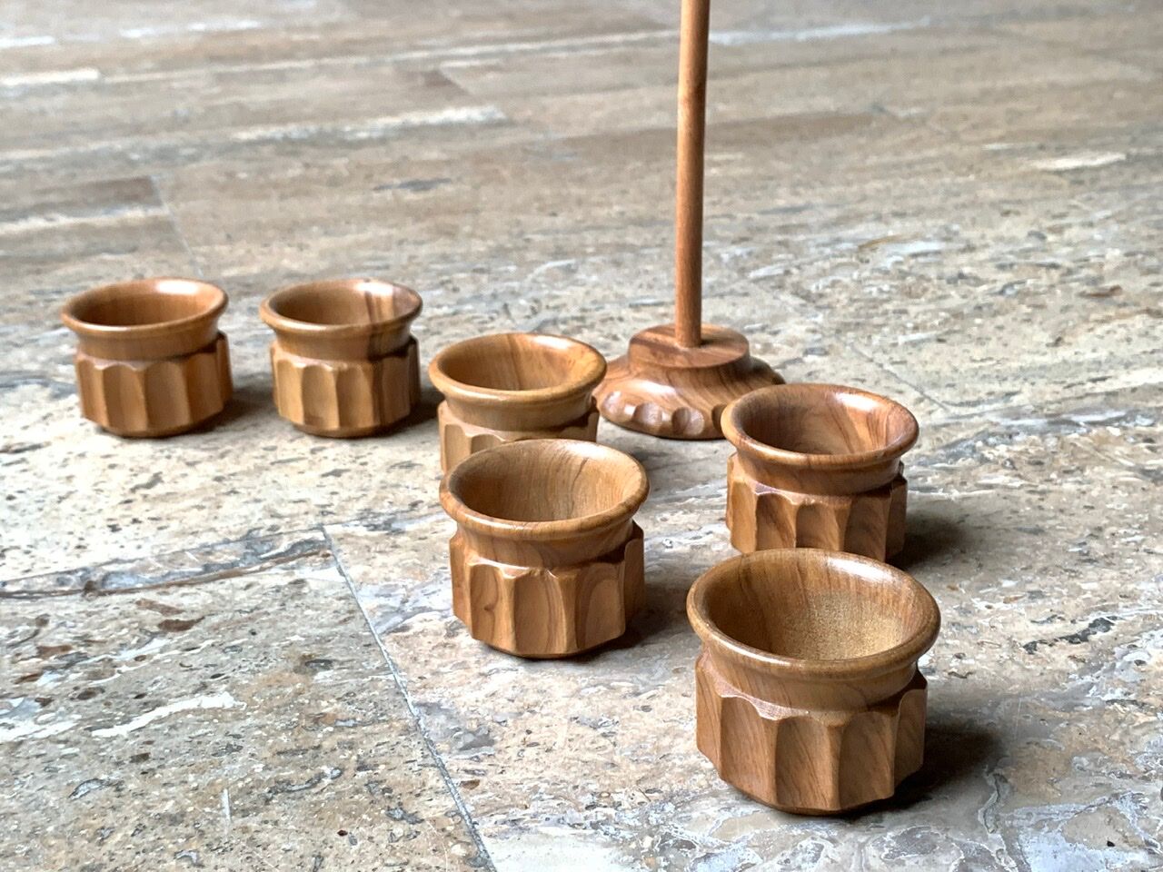 Olivewood "tower" cockroaches, 70s