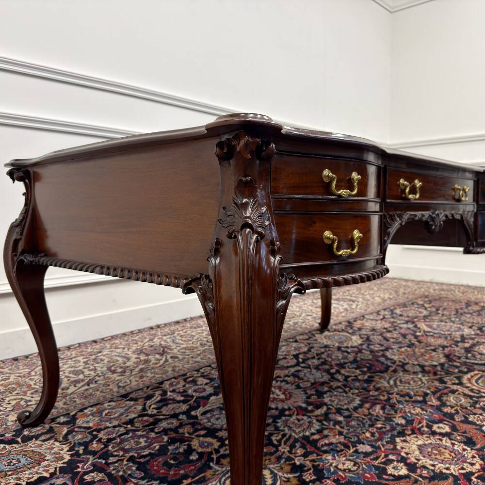Bureau d'écriture anglais antique classique