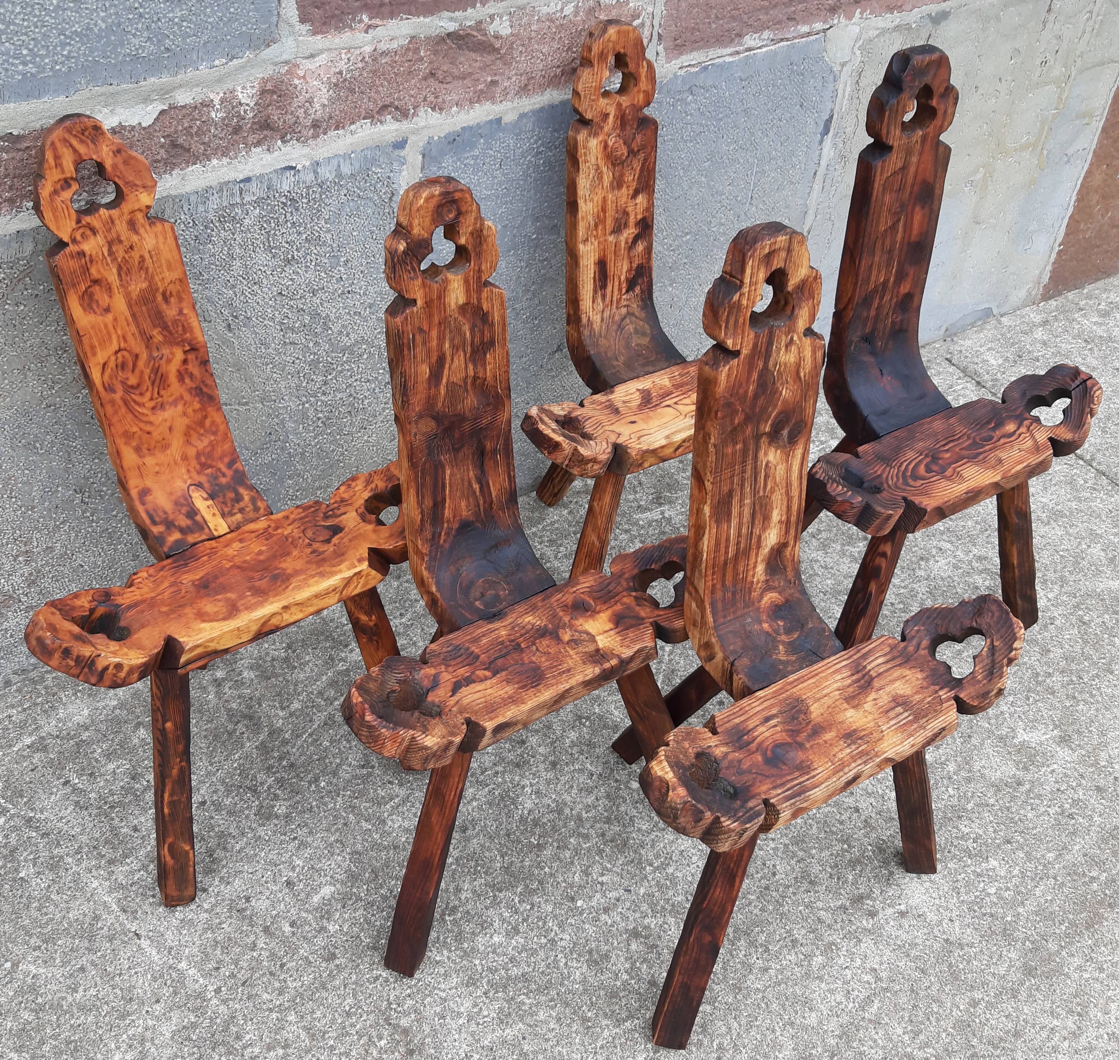 Set of 5 wooden tripod chairs