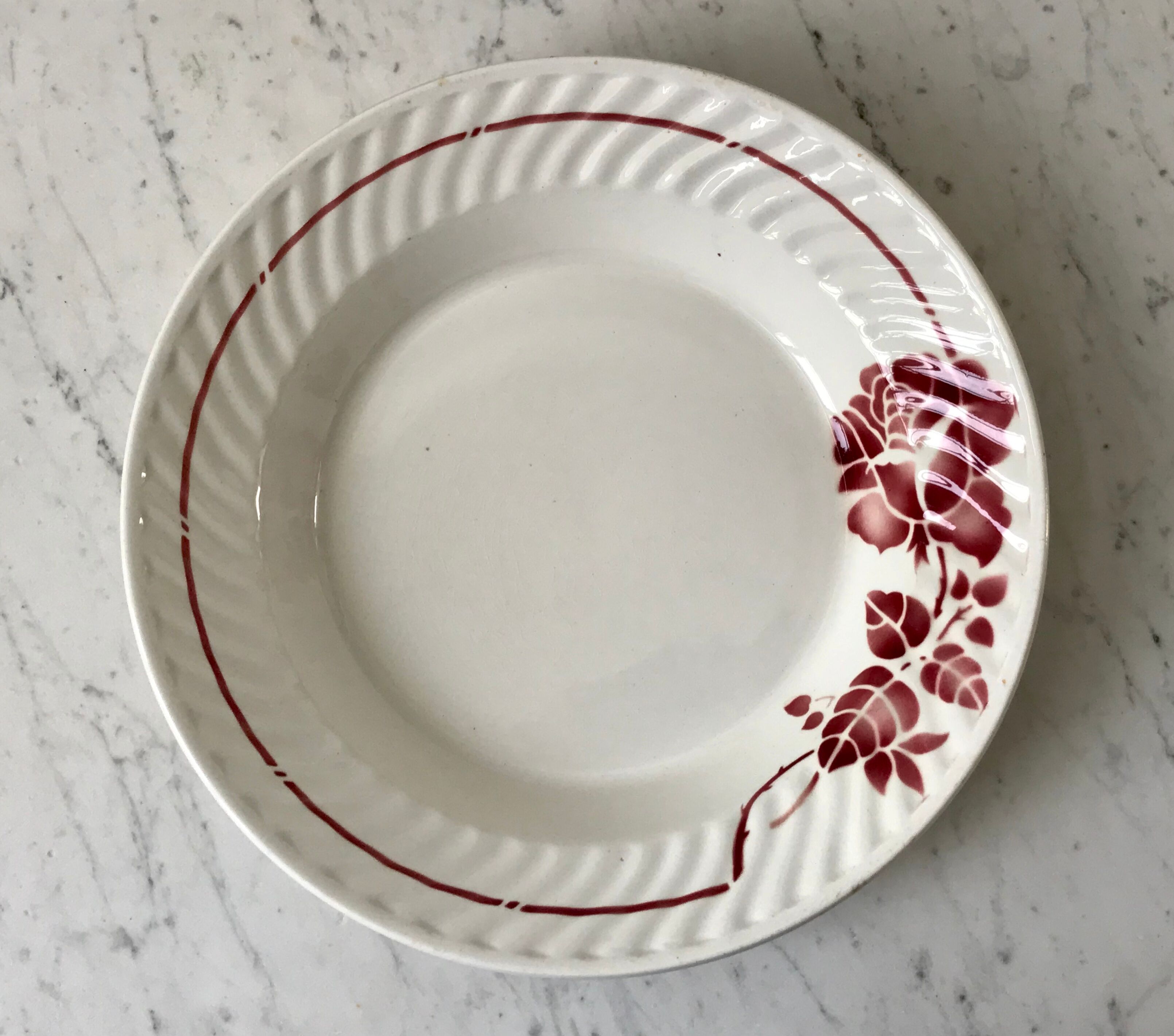 Hollow dish Saint-Amand pink flowers 30s