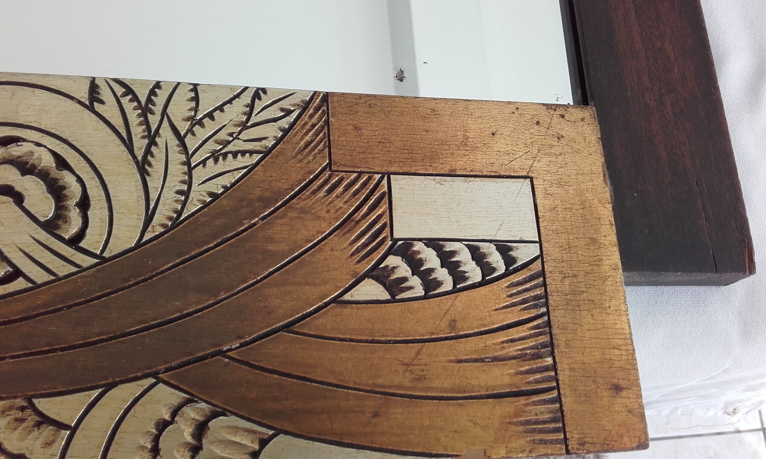 Miroir art deco sculpte & décor bois dore  94.5x52cm