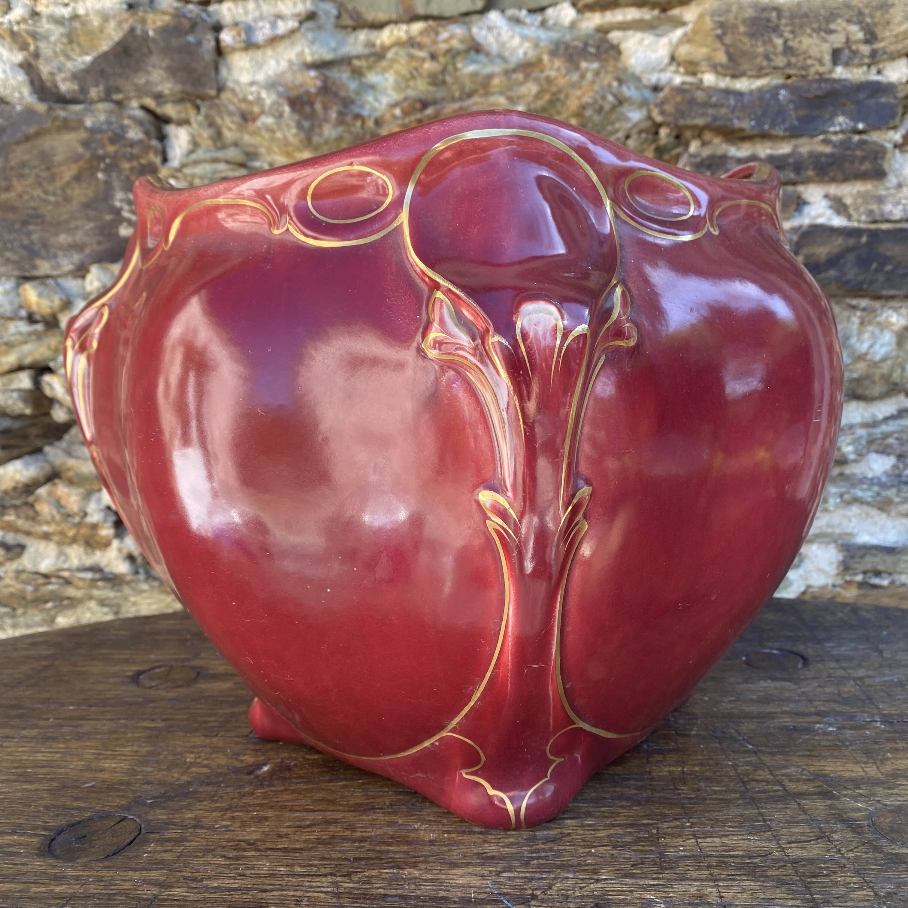 Large Art Nouveau cache pot