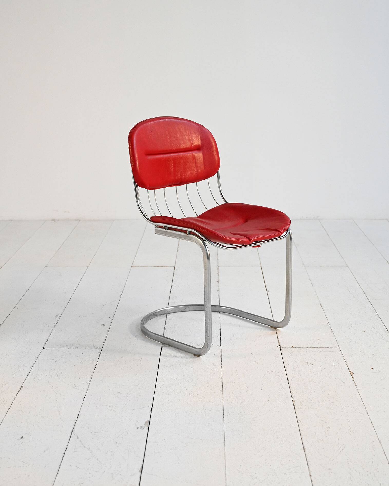 Cantilever chairs in Rinaldi style Italy 1970s