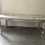 White patinated farmhouse table