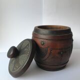 Boîte vintage en bois gravé