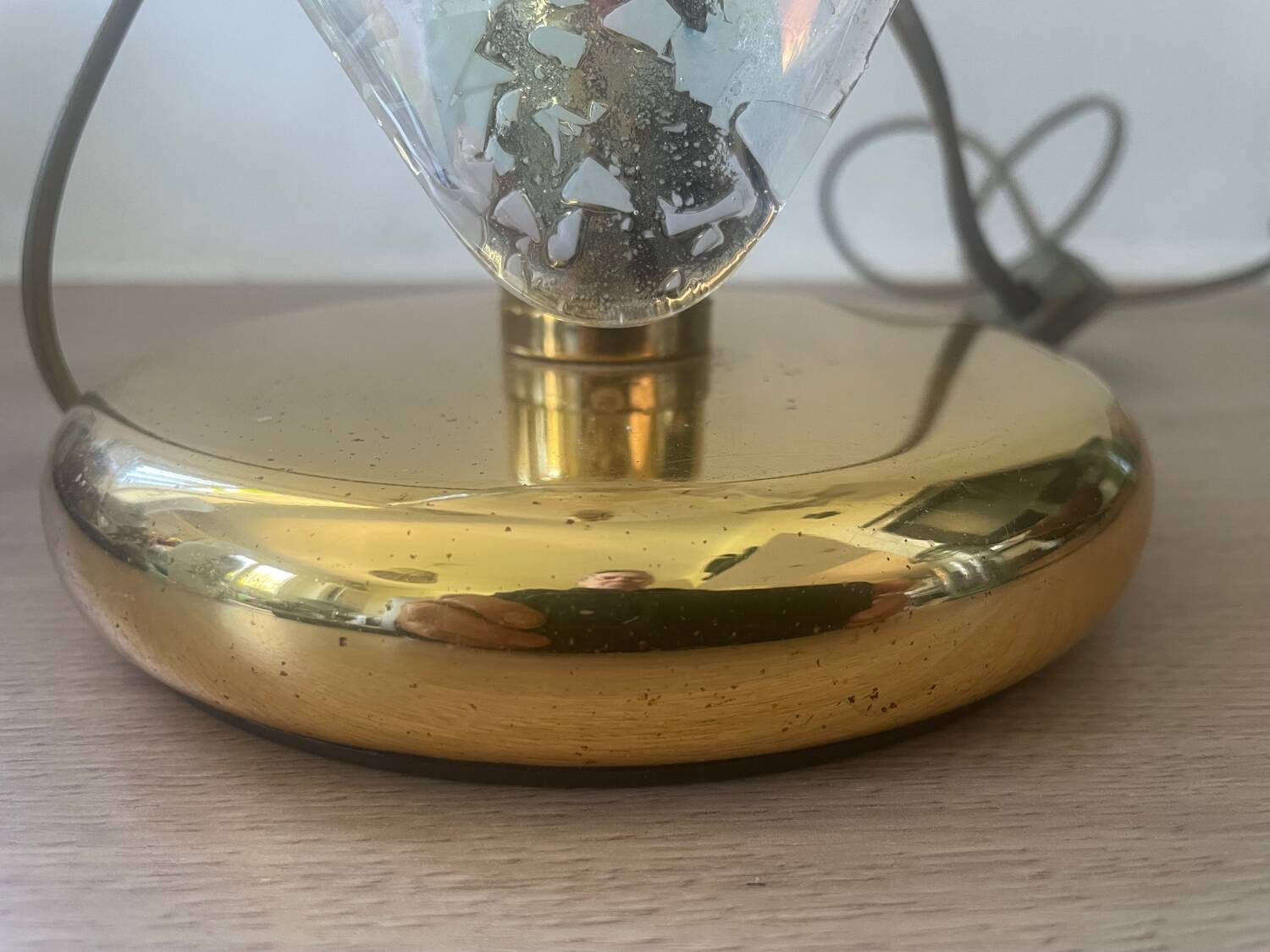 Iridescent Murano glass lamp