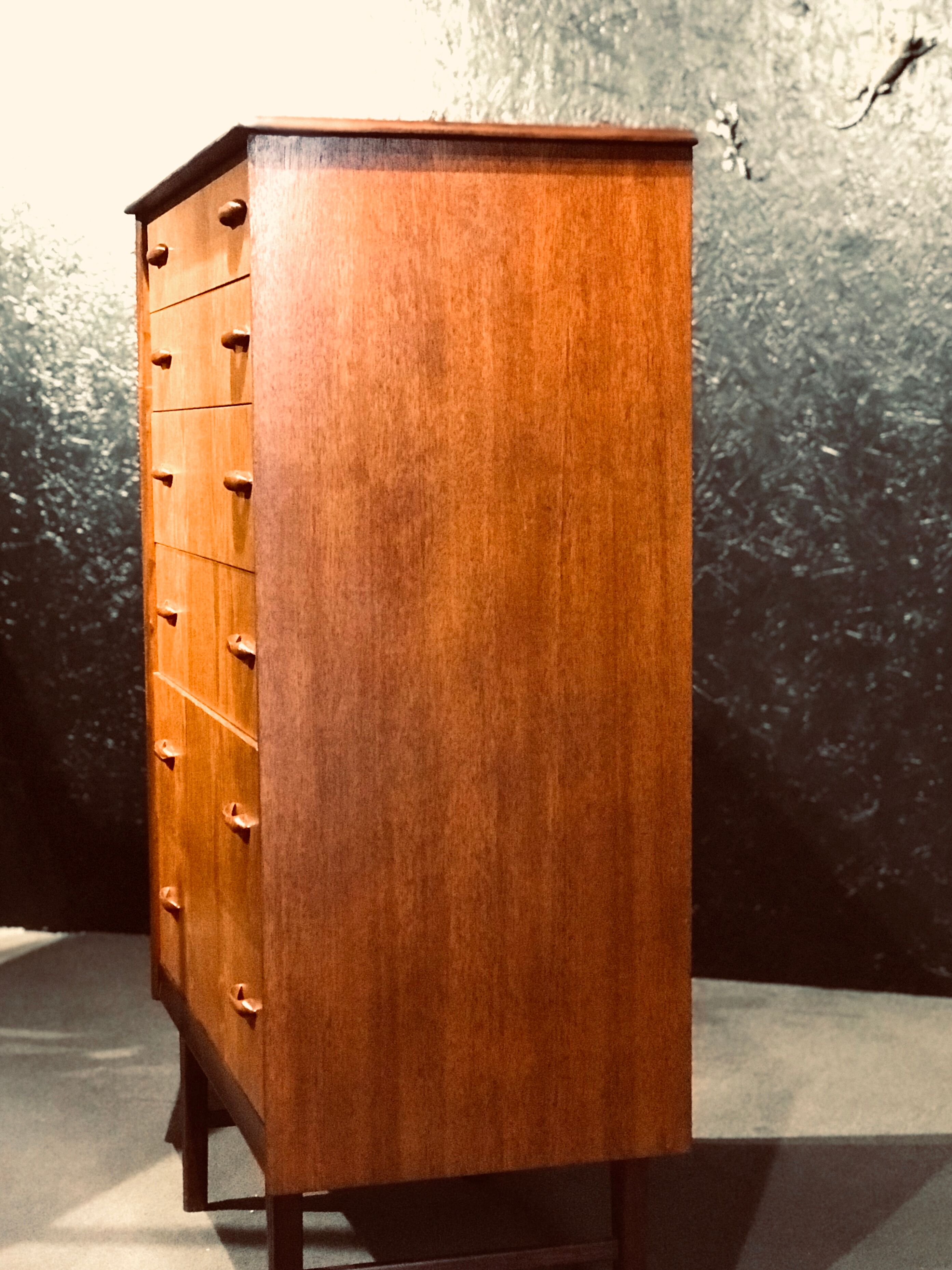 Mid-century english teak chest of drawers, 1960s