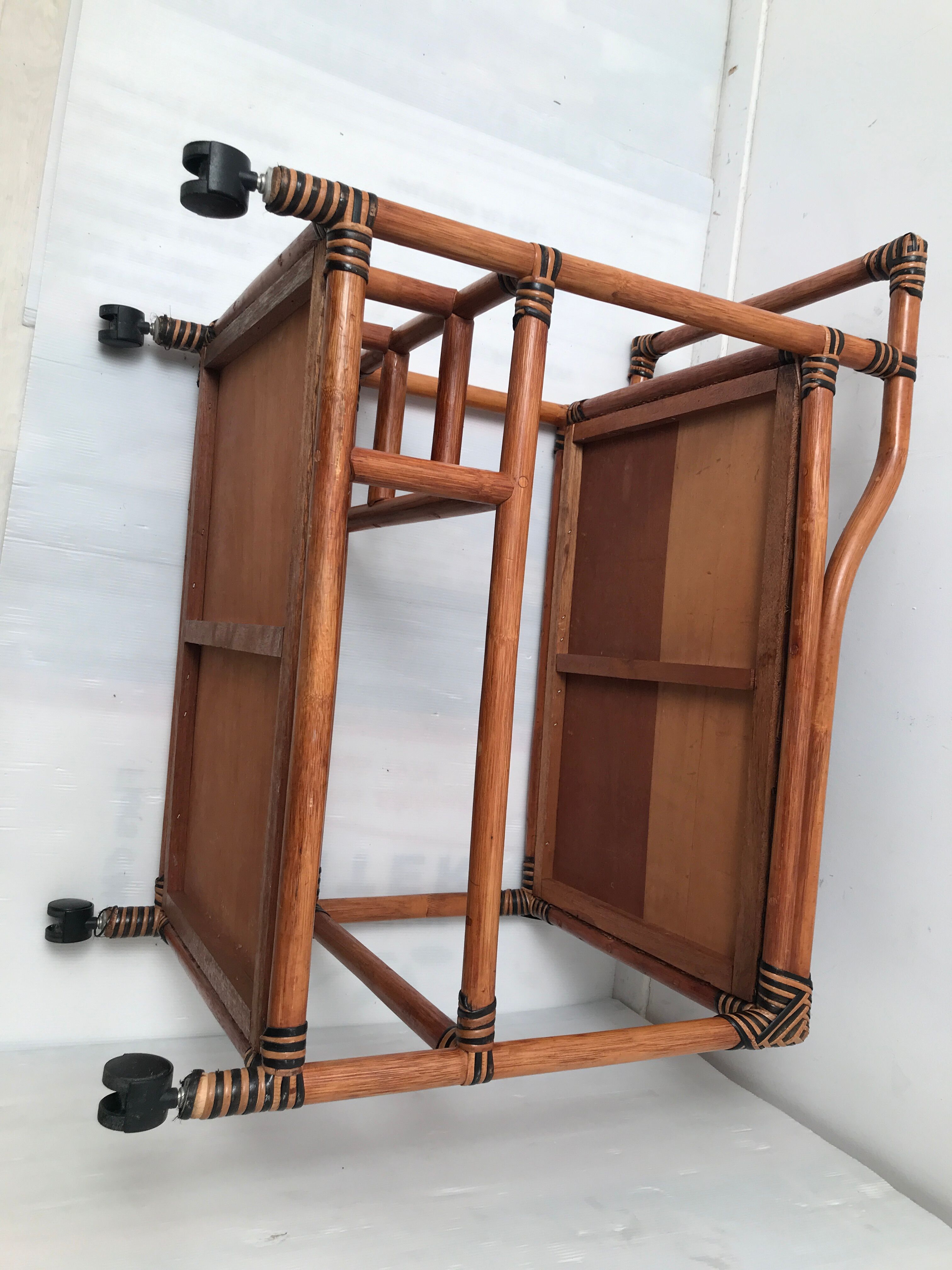 Dessert in rattan bamboo vintage cannage