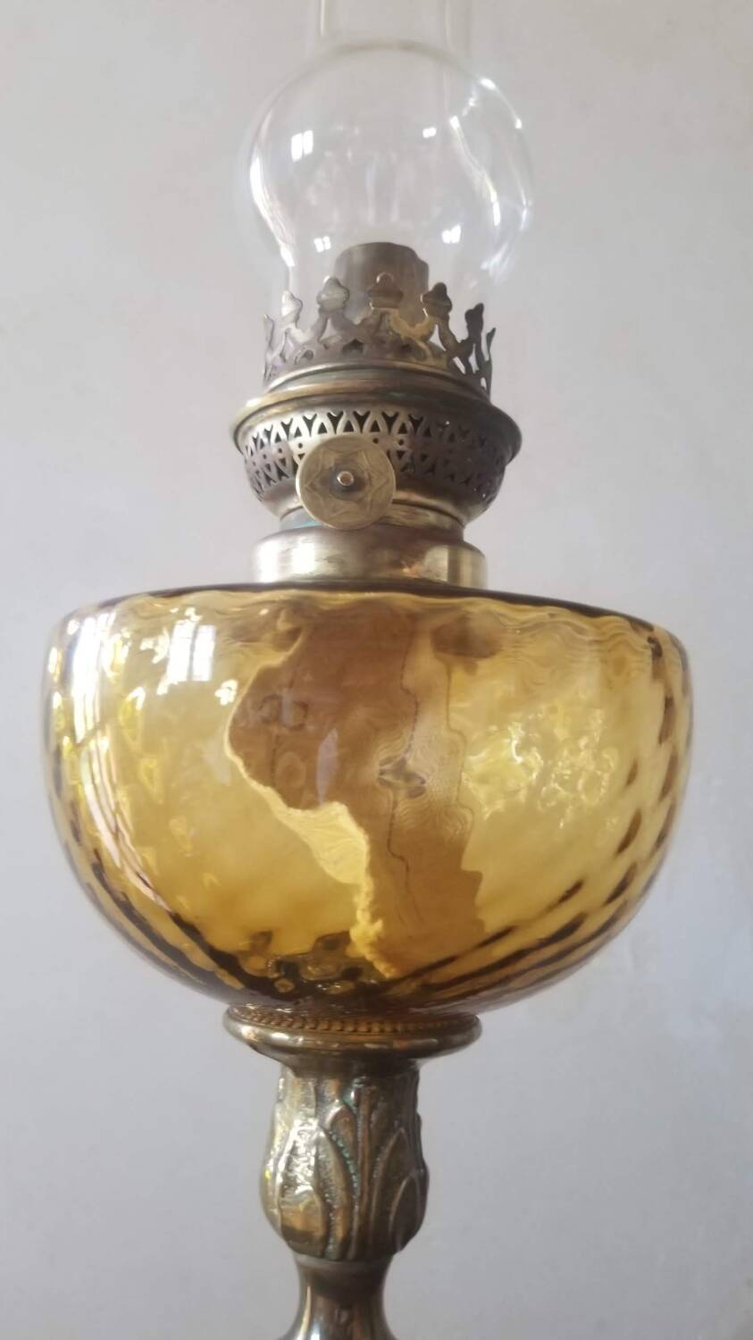 Oil lamp