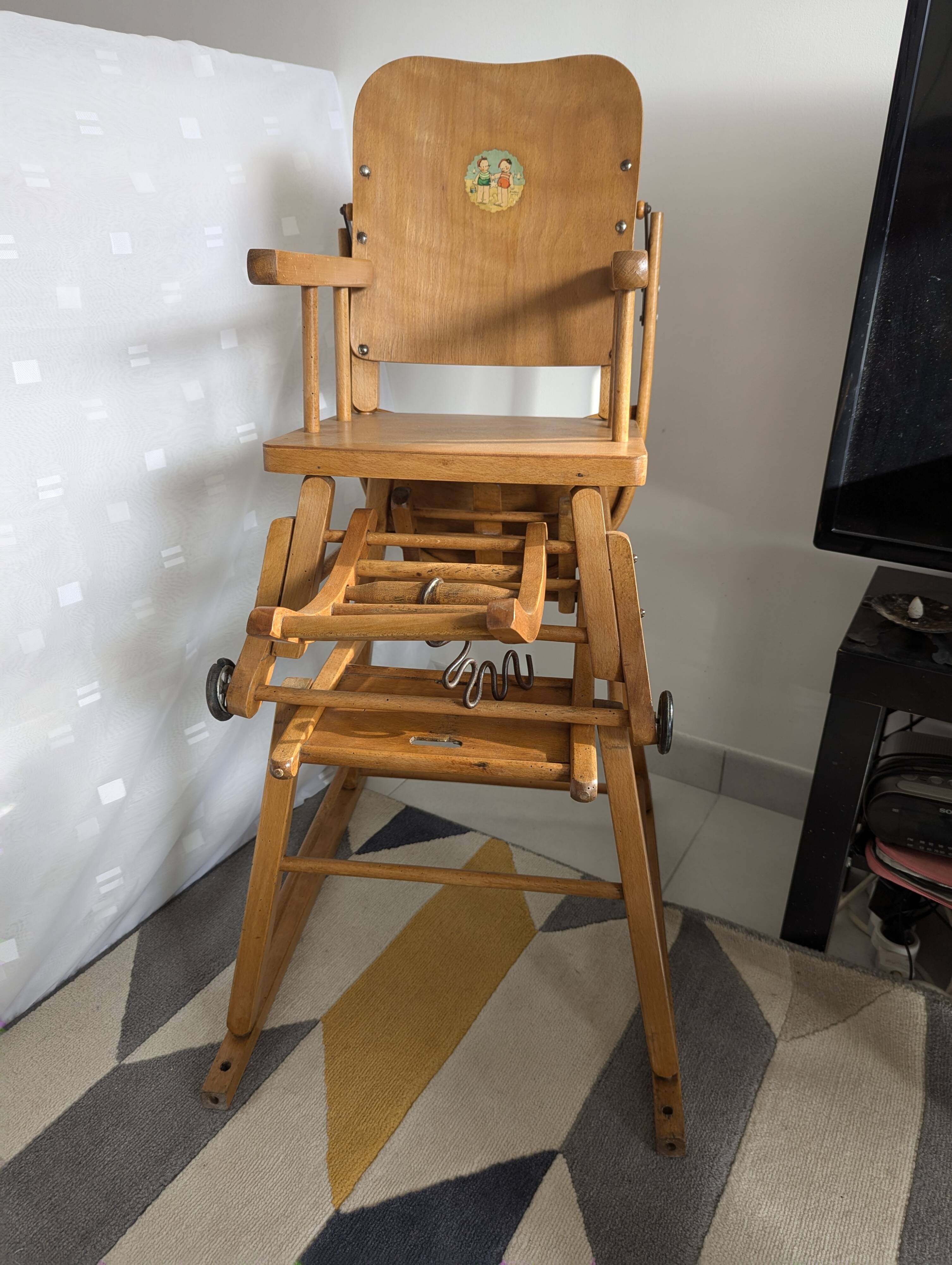 Chaise haute ancienne bébé vintage années 40