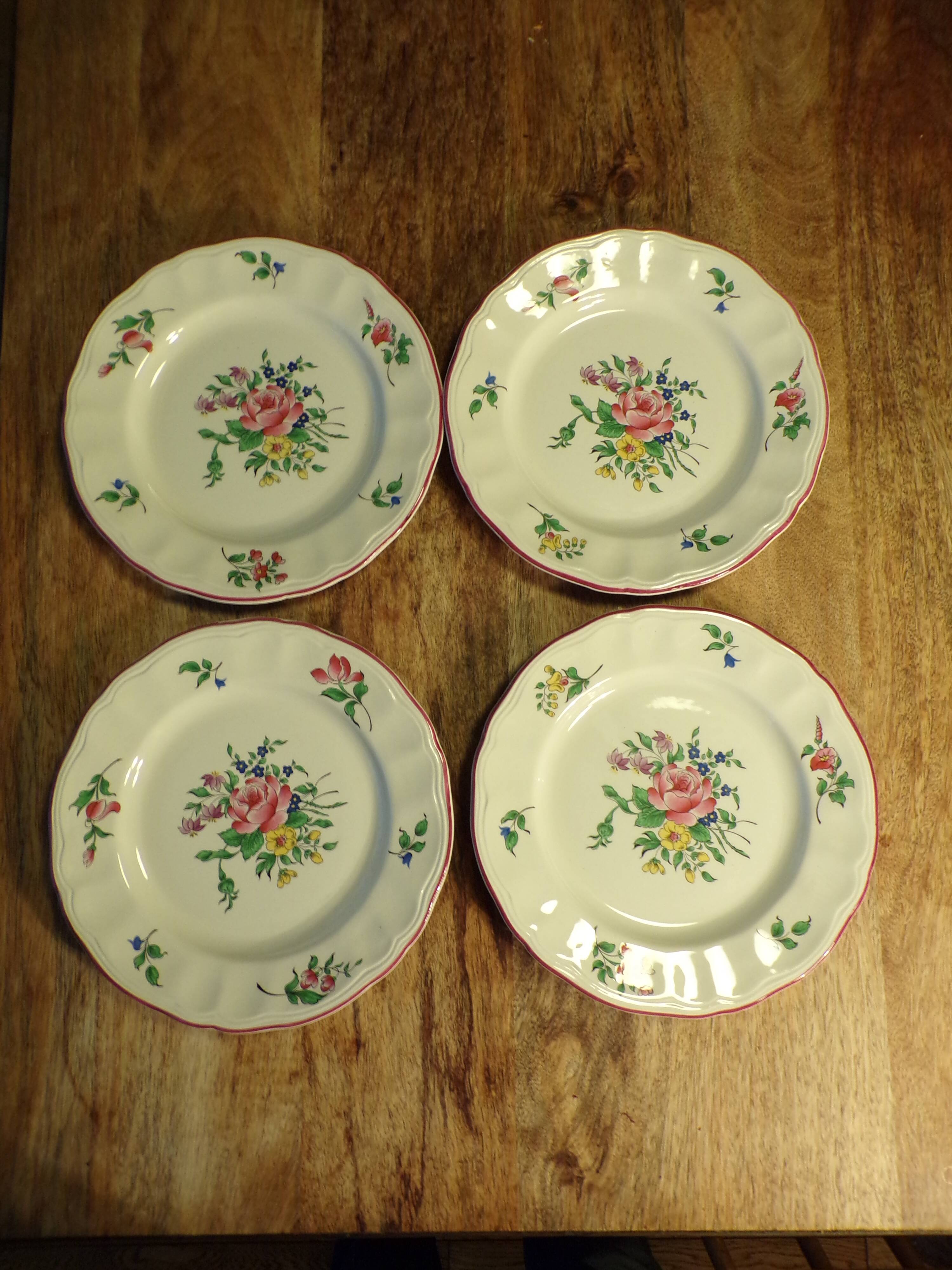 4 Lunéville Réverbère pink flat plates