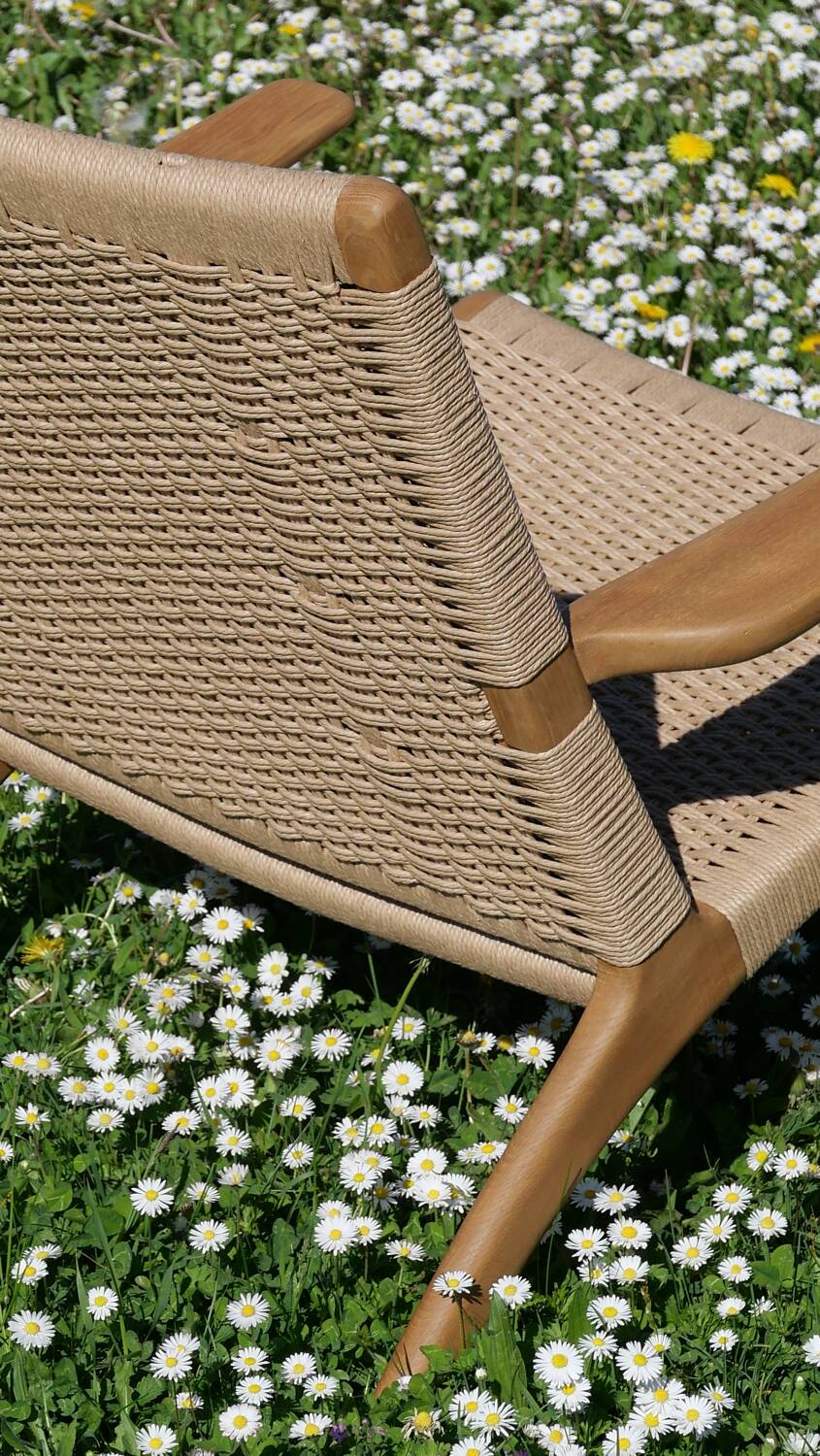 Ch25 easy chair by Hans J. Wegner published by Carl Hansen & Son, 1960