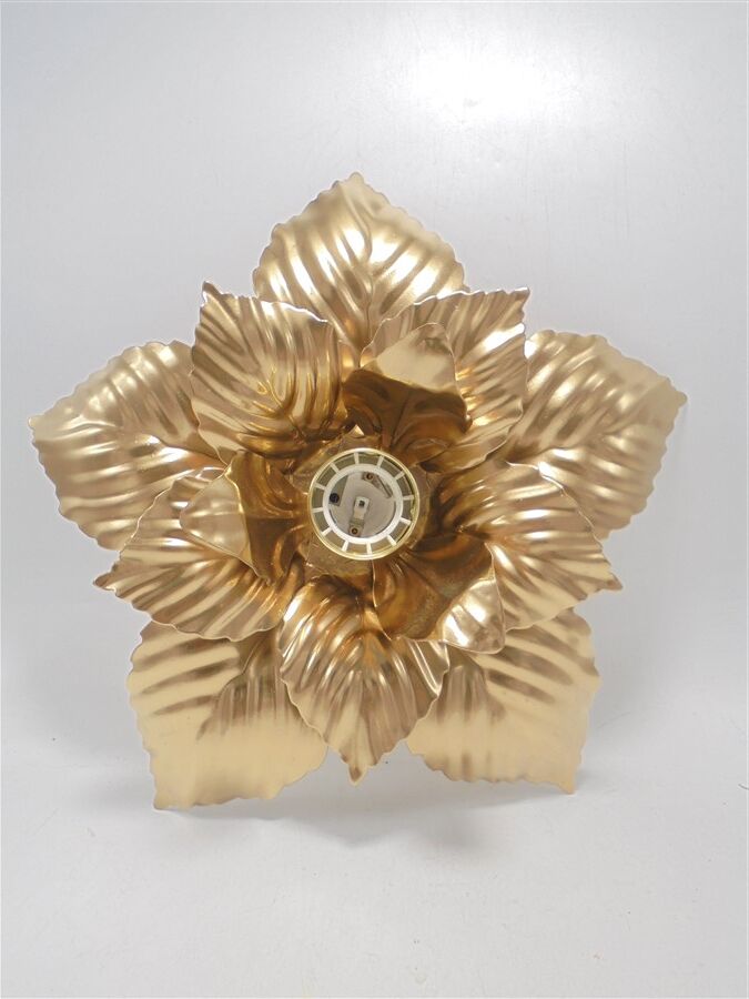 Golden flower wall lamp