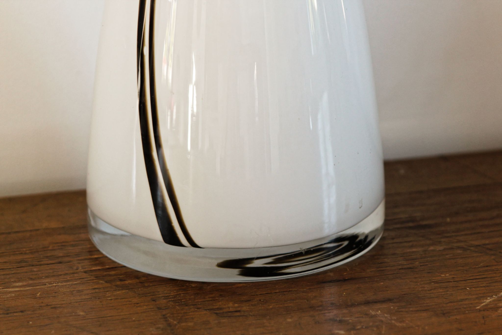 Vase vintage en verre opaque