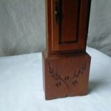 Meuble de maitrise pendule horloge en bois comtoise