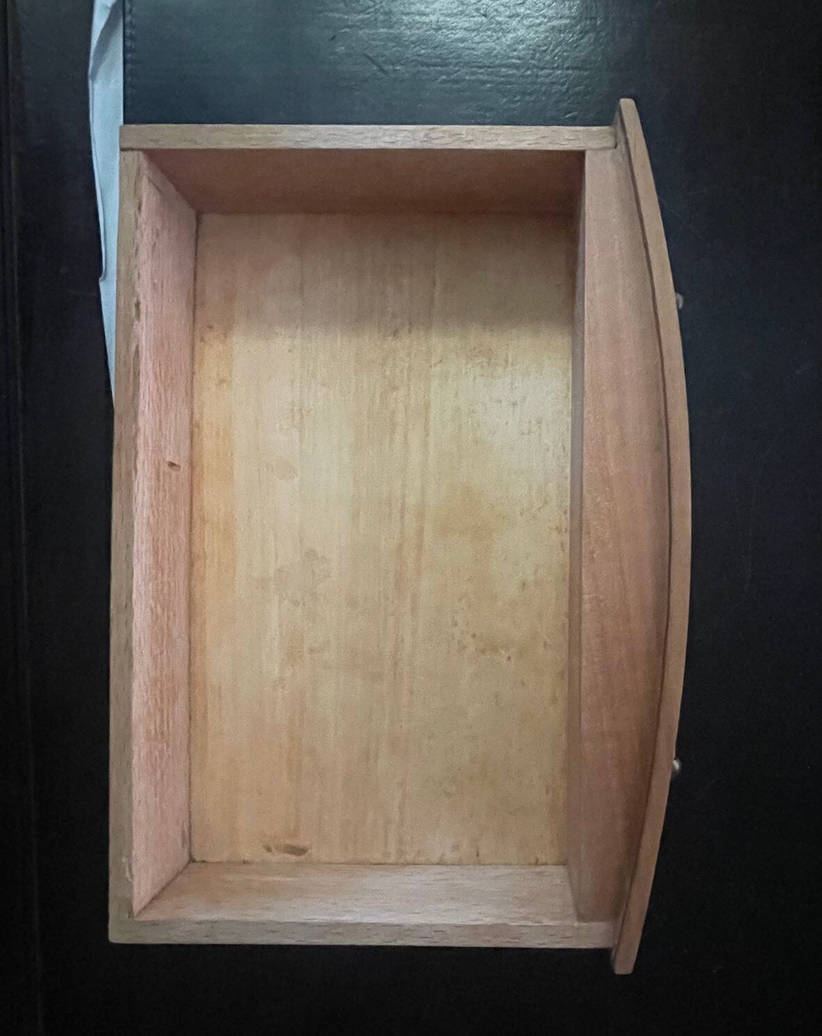 Doll's chest of drawers in blond wood with brass handles