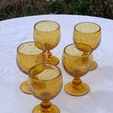 5 wine glasses in blown glass and vintage golden yellow bubble