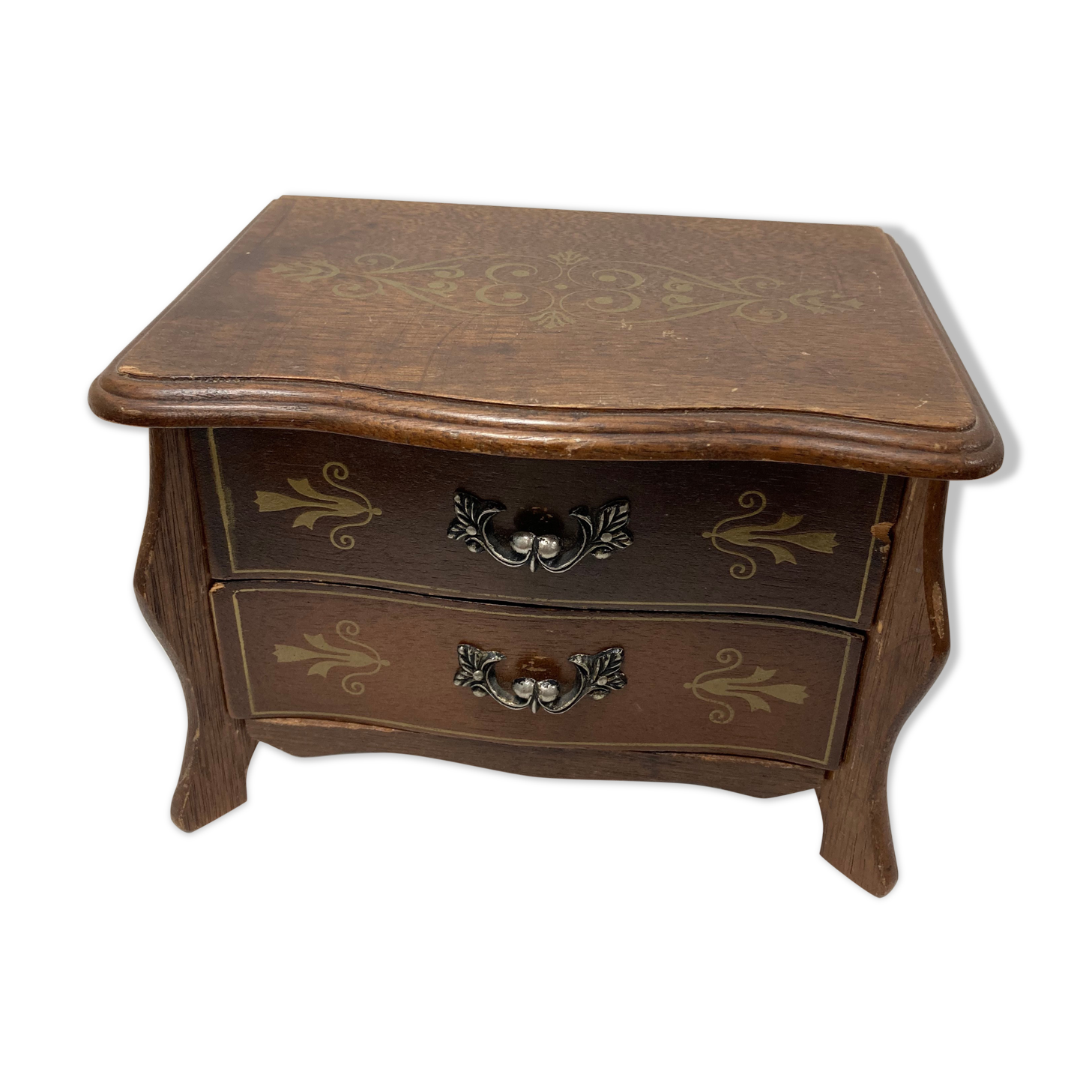 Wooden jewellery box