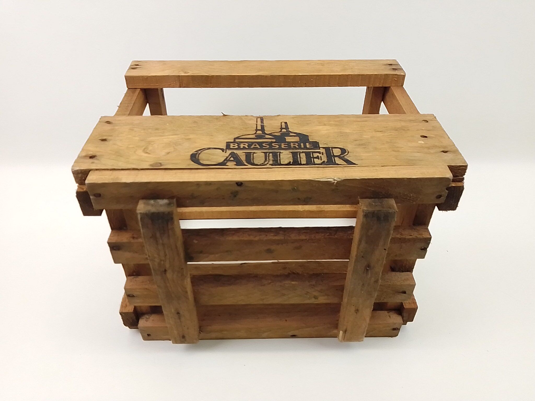 Light wooden crate