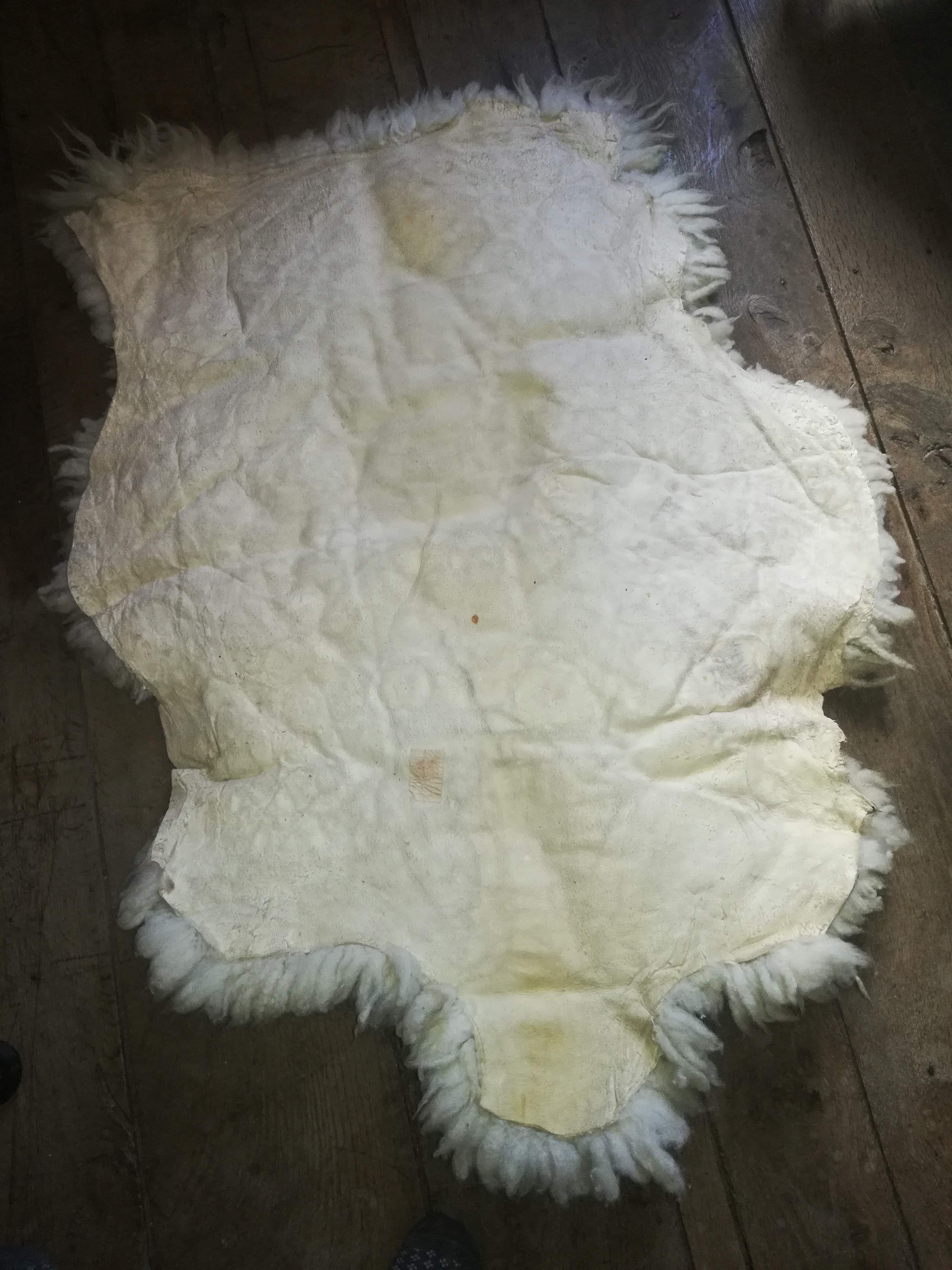 Sheepskin 110x90cm