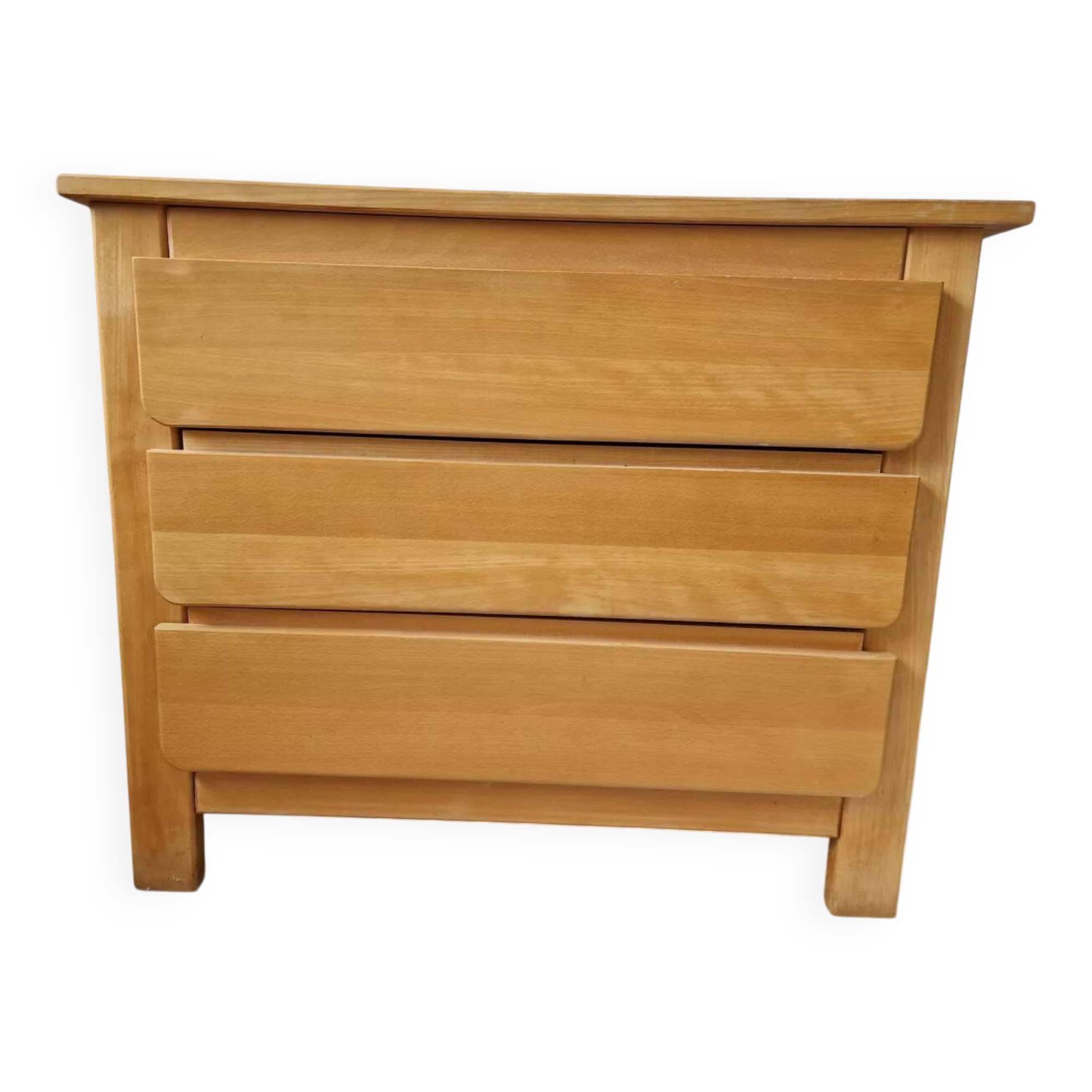 Commode style with rounded edges.