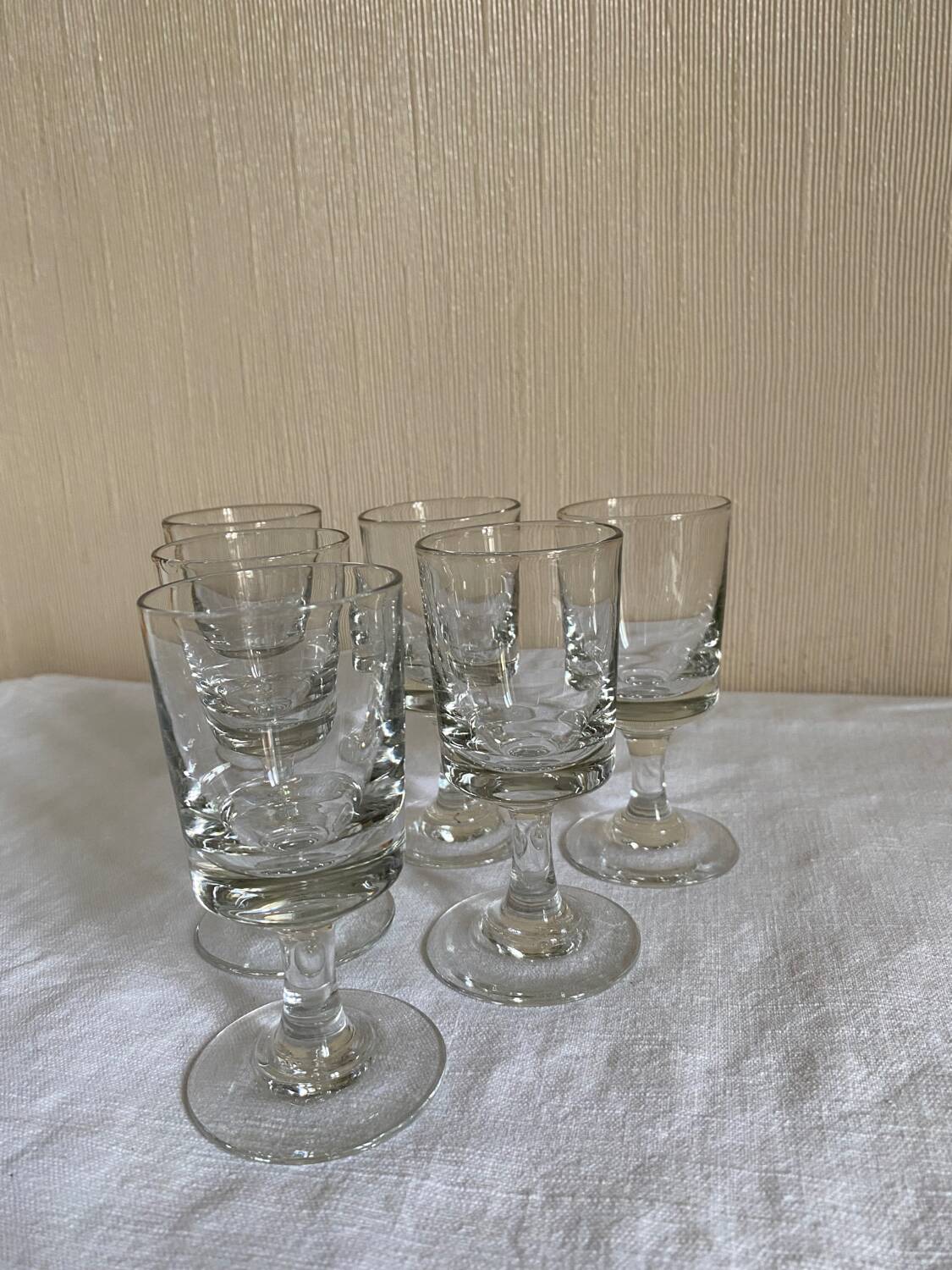 Set of 6 glass digestive glasses