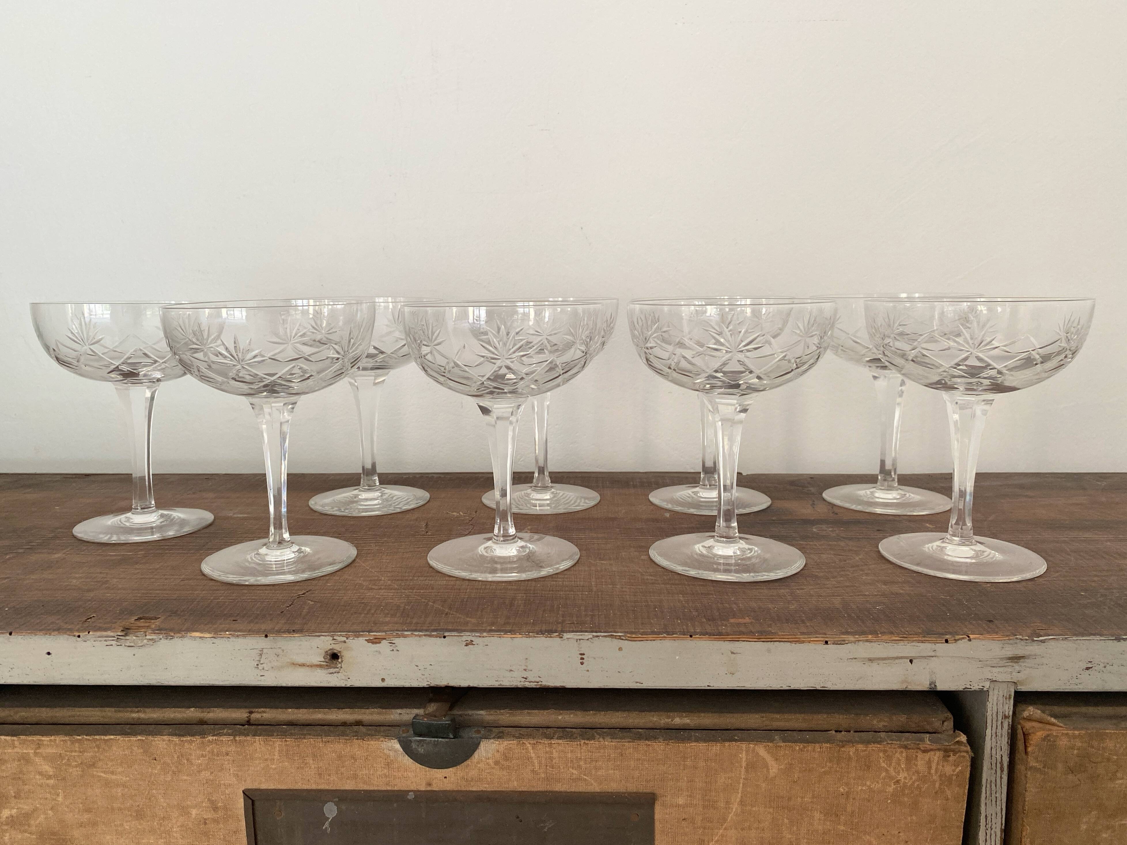 Coupes de champagne en cristal ciselé vintage 9 pièces