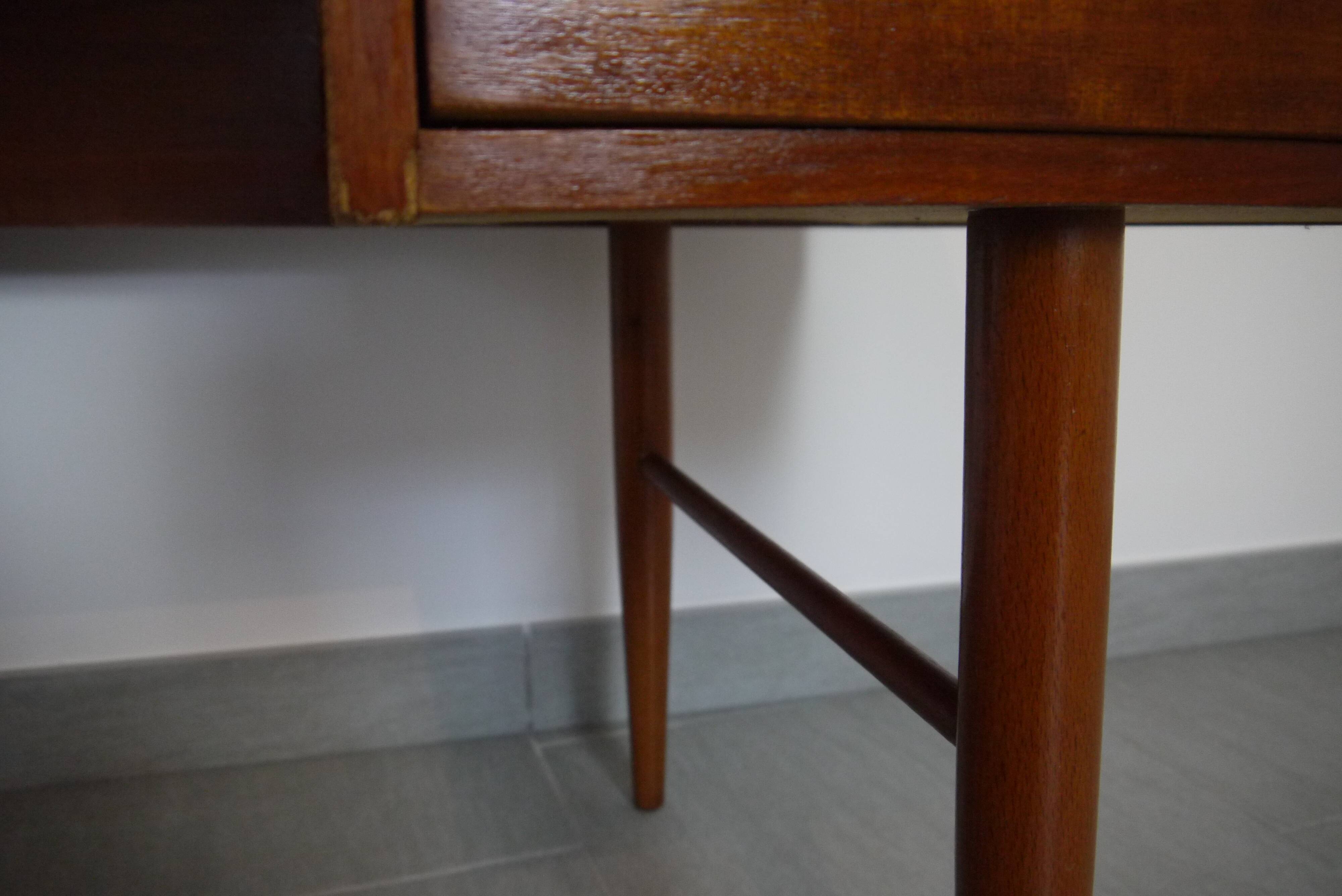 Office style Scandinavian GDR