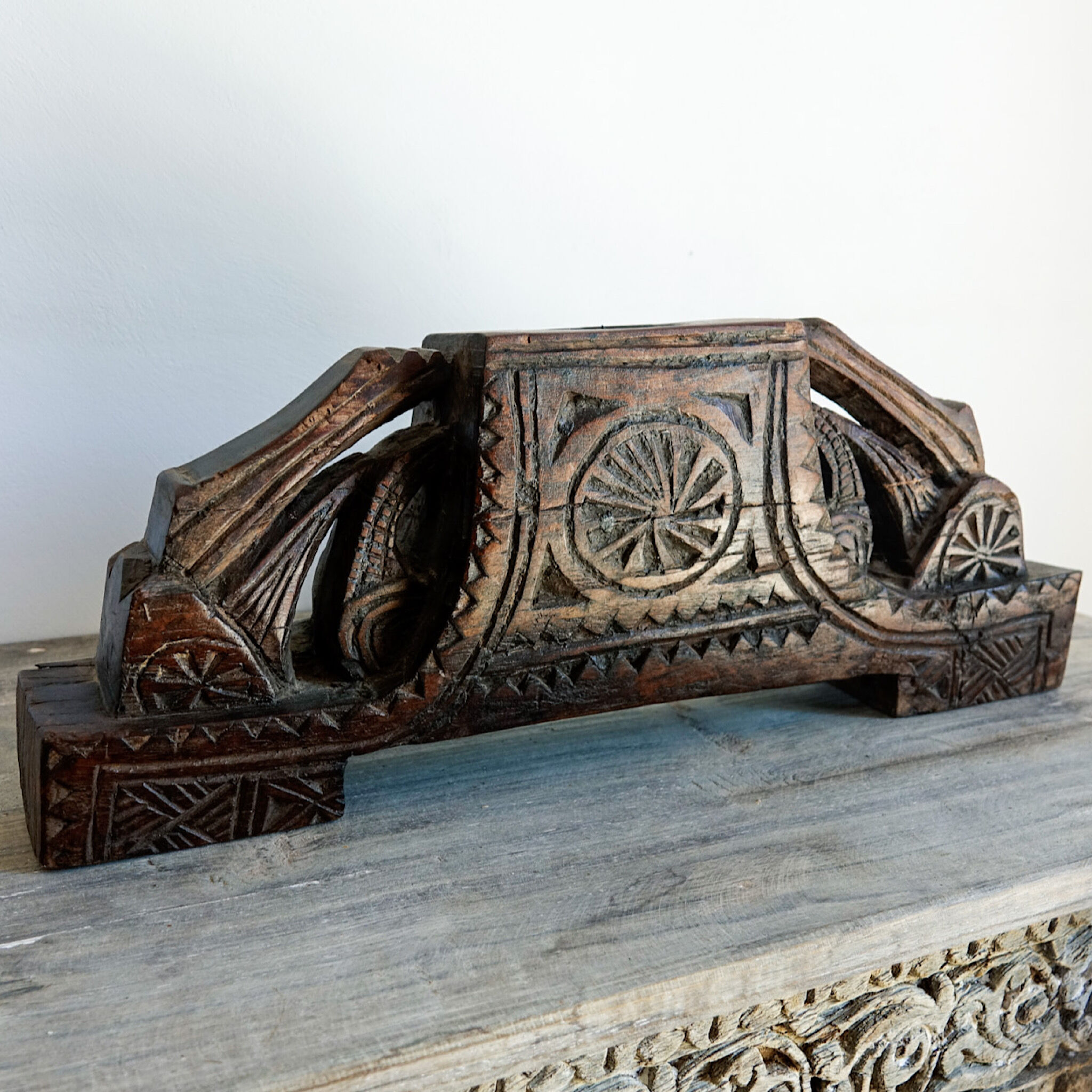 Wooden candle holder N°4