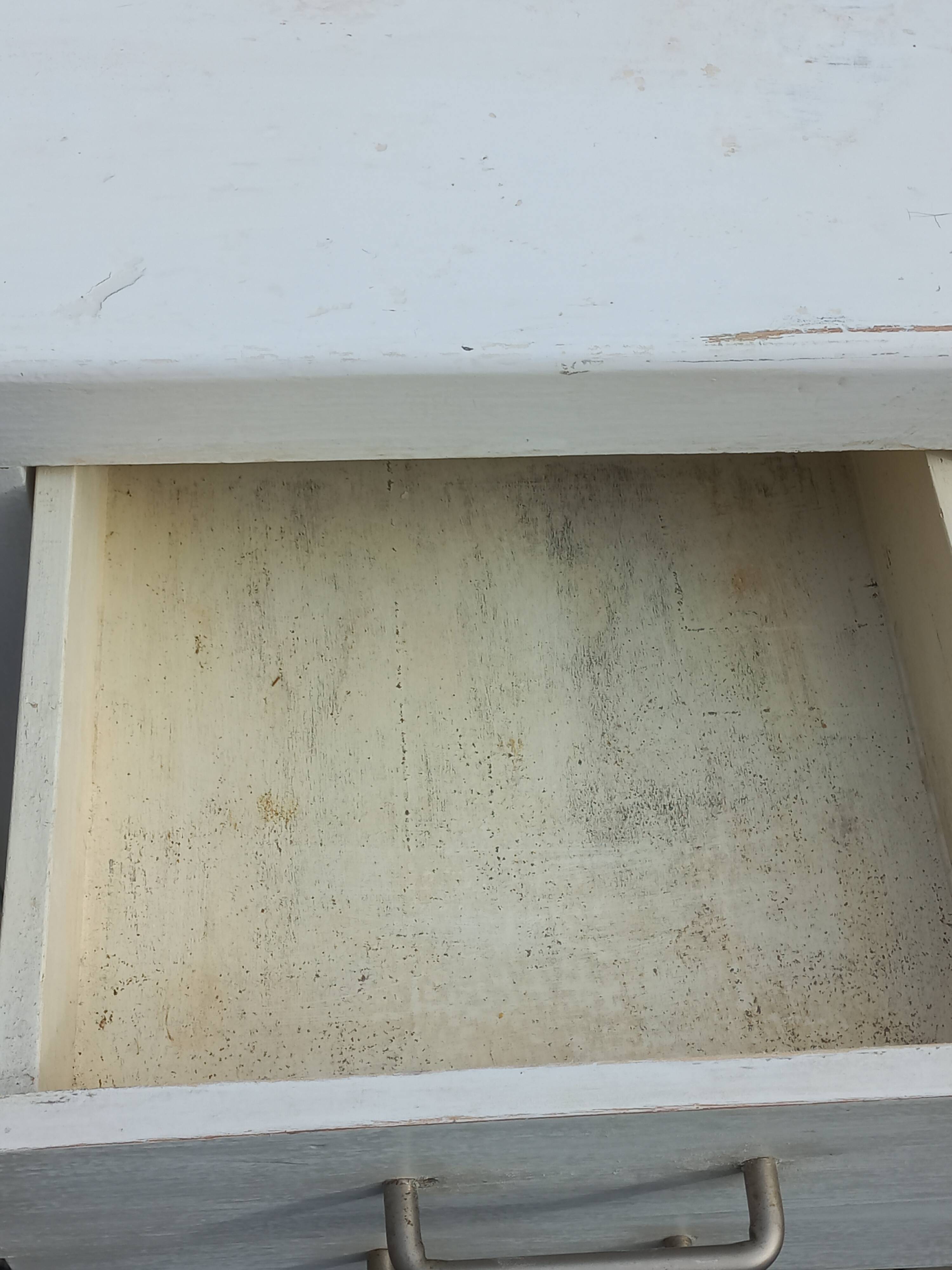 Buffet parisien patine blanche des années 50