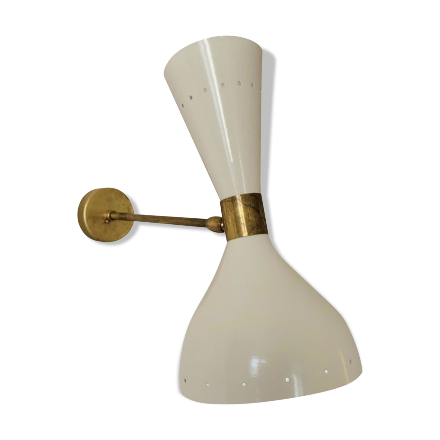 White Italian diabolo wall applique