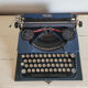 TYPEWRITER ROYAL 30s