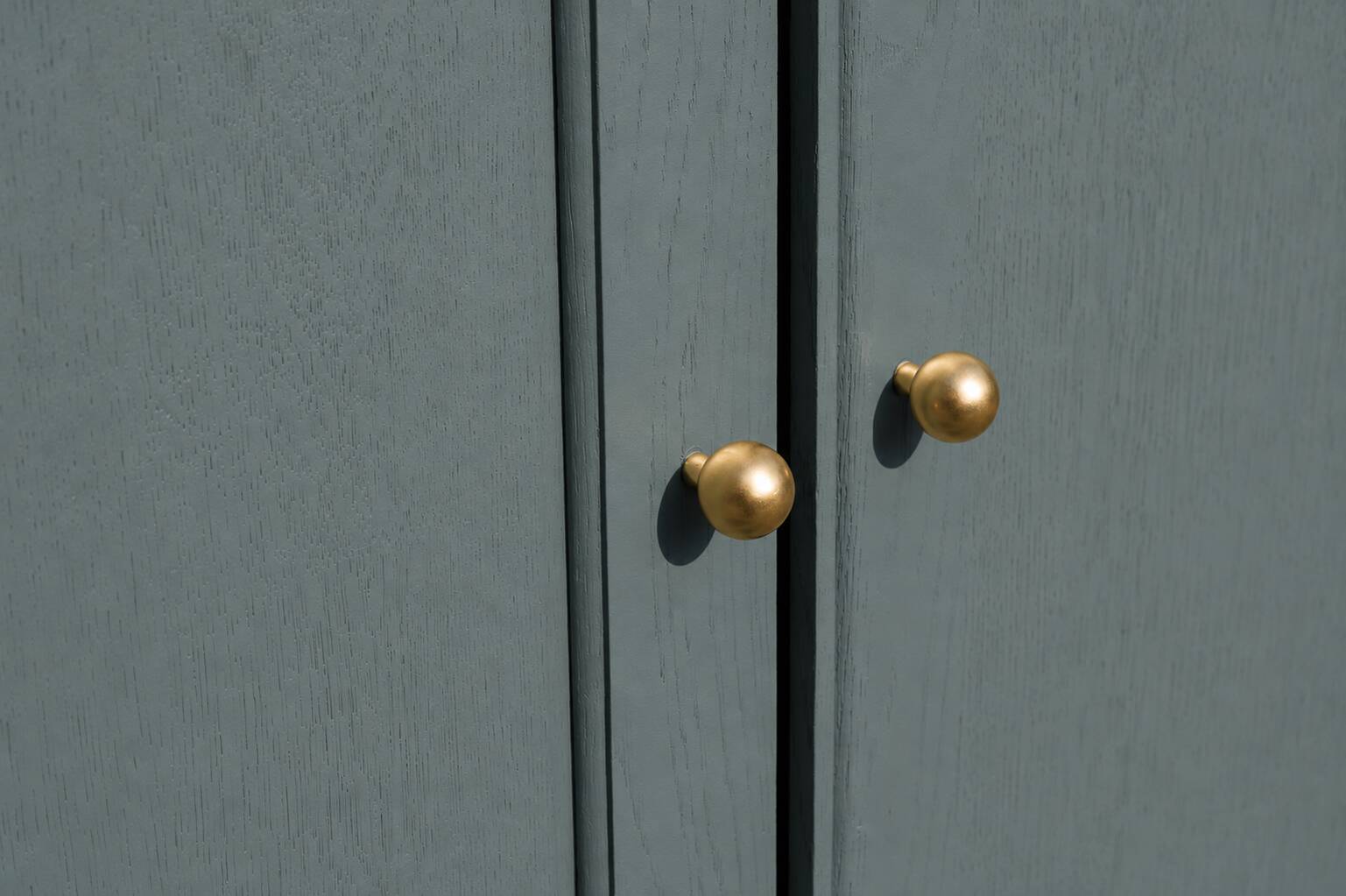 Renovated parisian wardrobe – kaki 4murs – antique wardrobe – country style